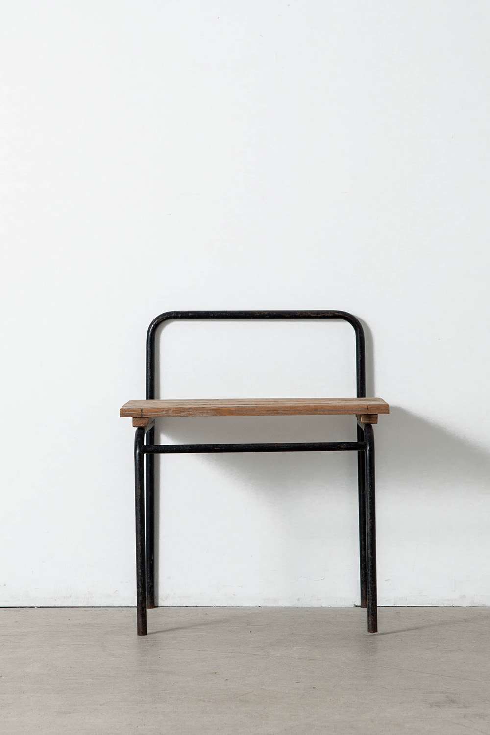 Luggage Rack in Wood and Steel