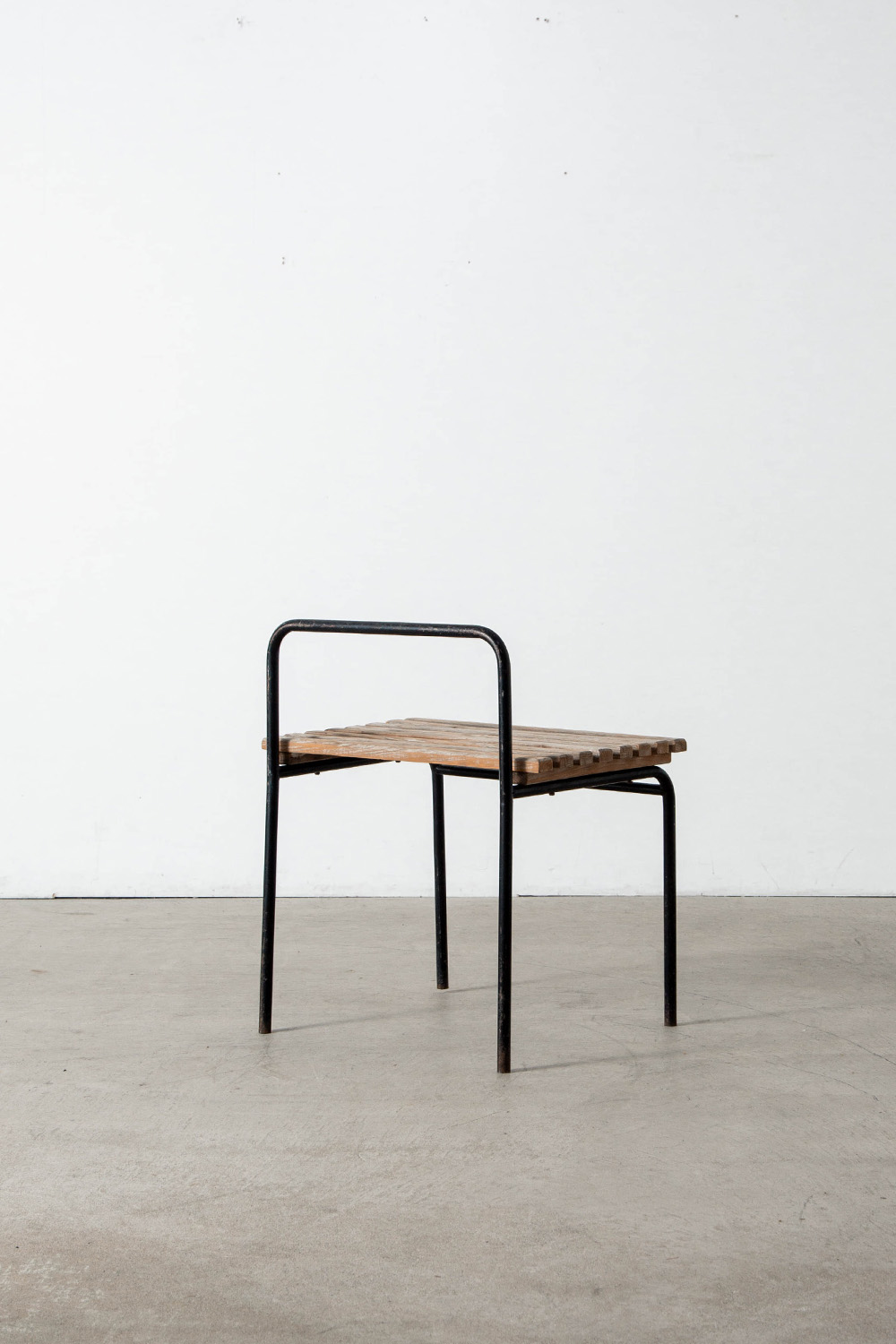 Luggage Rack in Wood and Steel