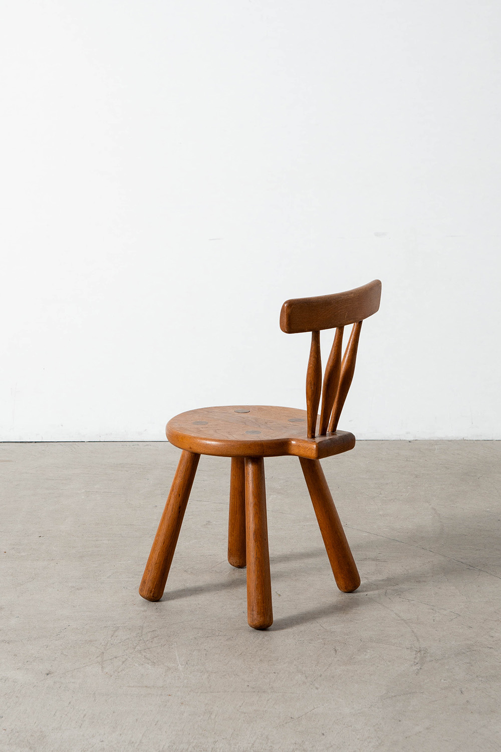 Vintage Chair in Wood