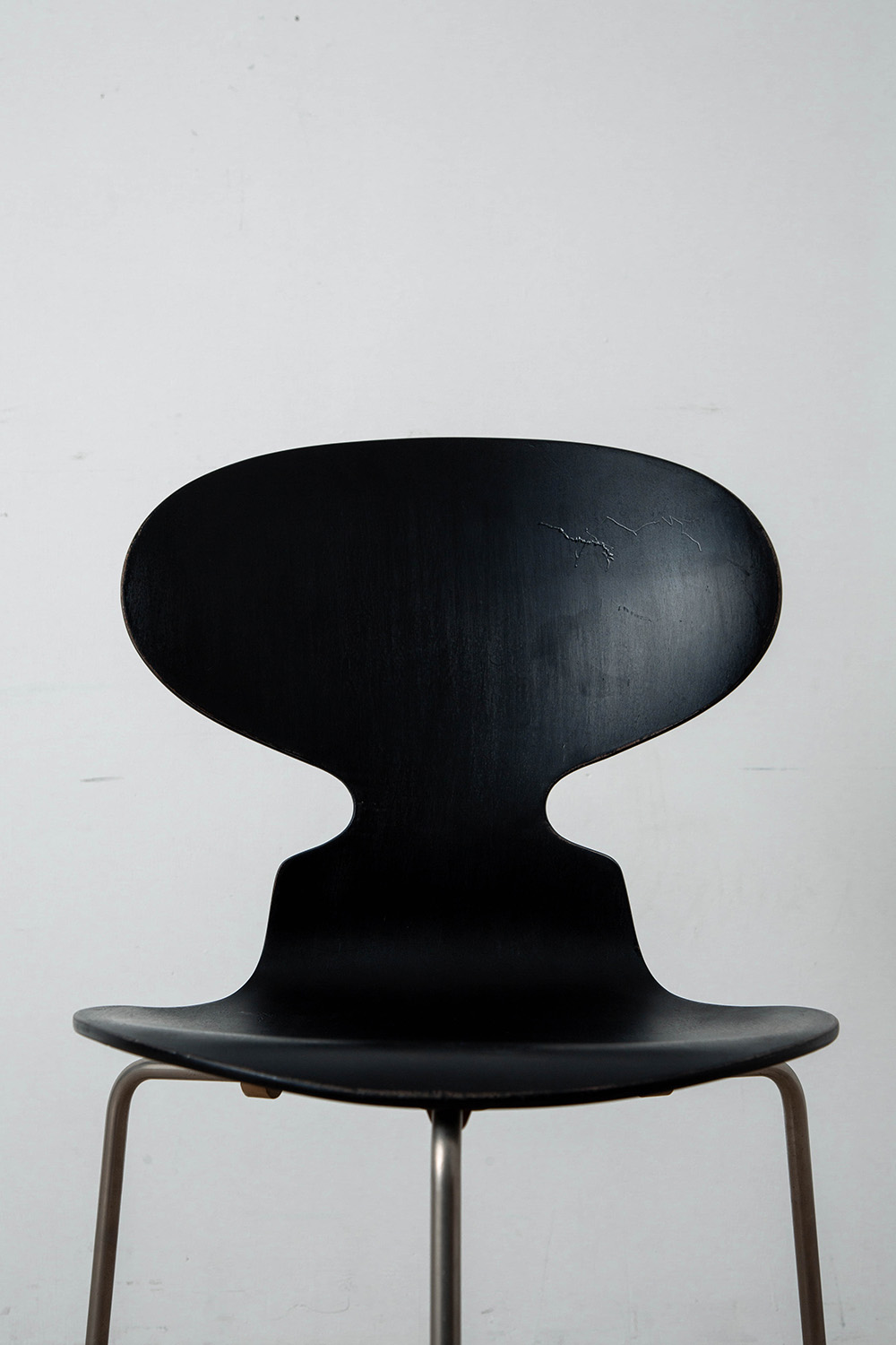 ‘Ant’ Chair by Arne Jacobsen for Fritz Hansen in Wood and Steel