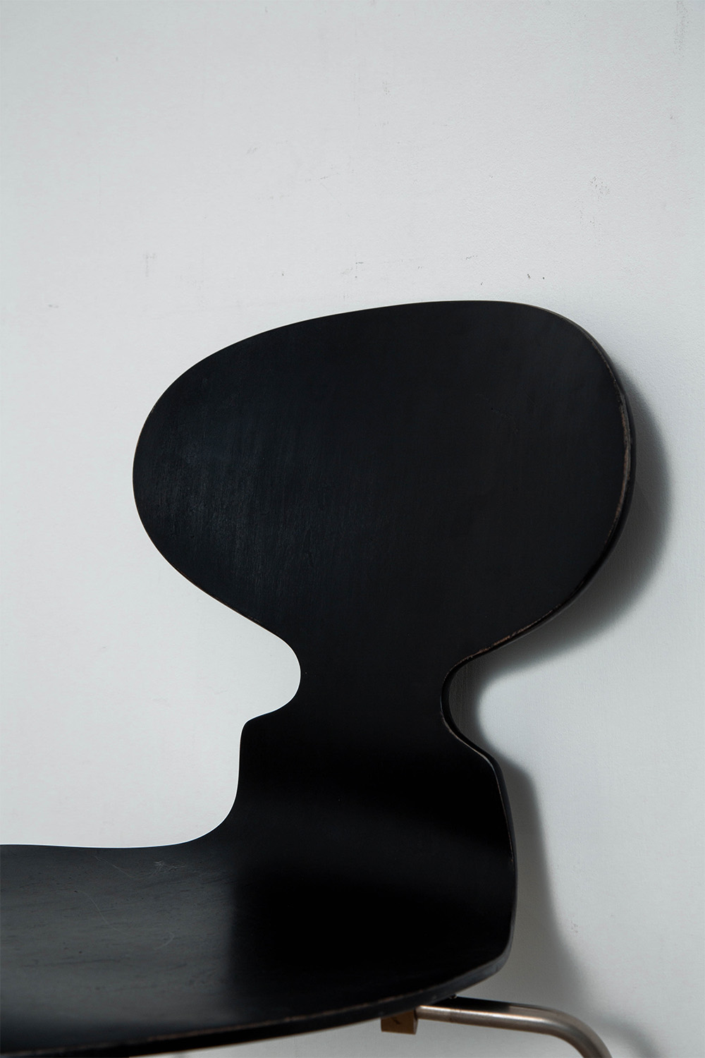 ‘Ant’ Chair by Arne Jacobsen for Fritz Hansen in Wood and Steel