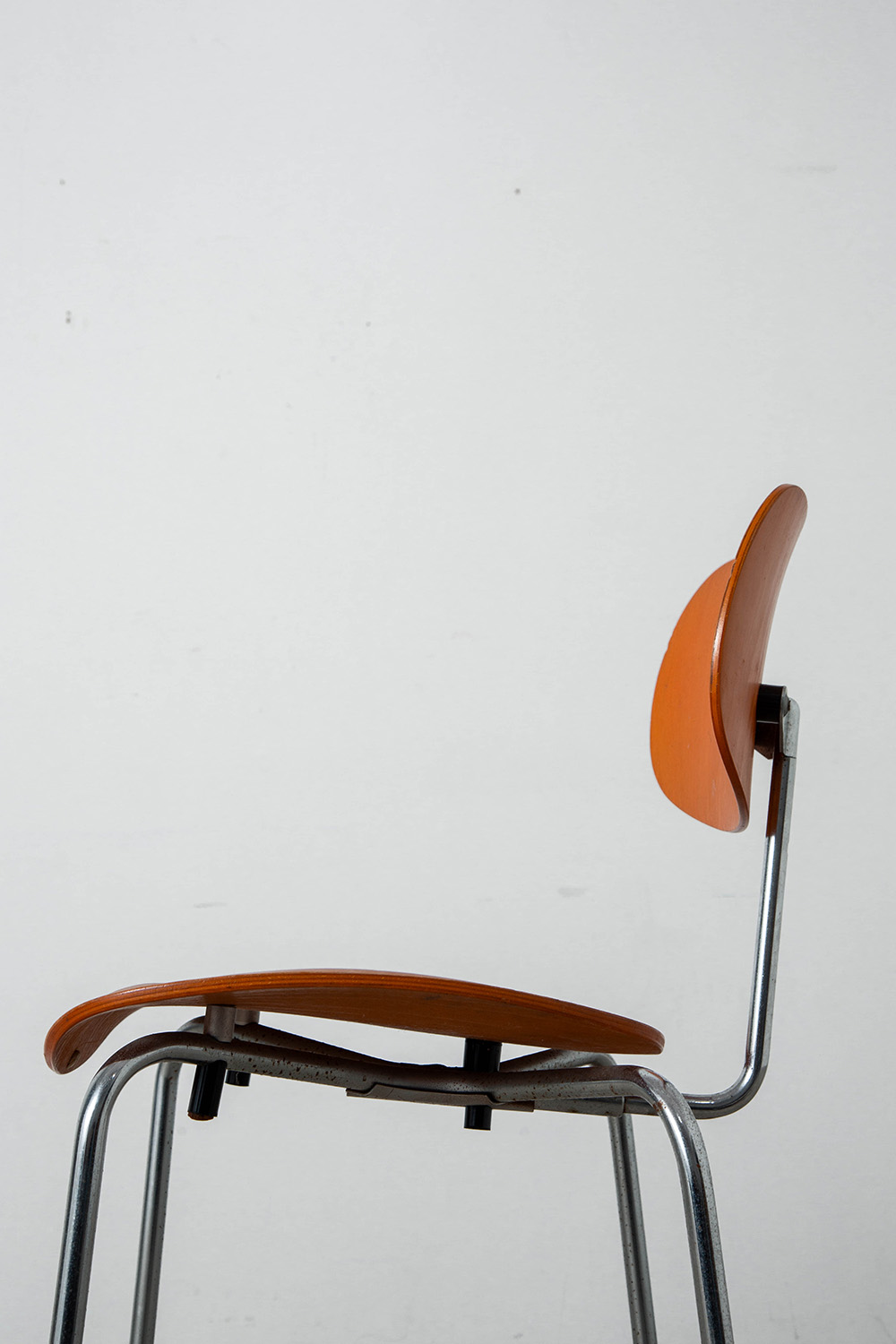 ‘SE 68’ Chair by Egon Eiermann for Wilde + Spieth in Wood and Steel