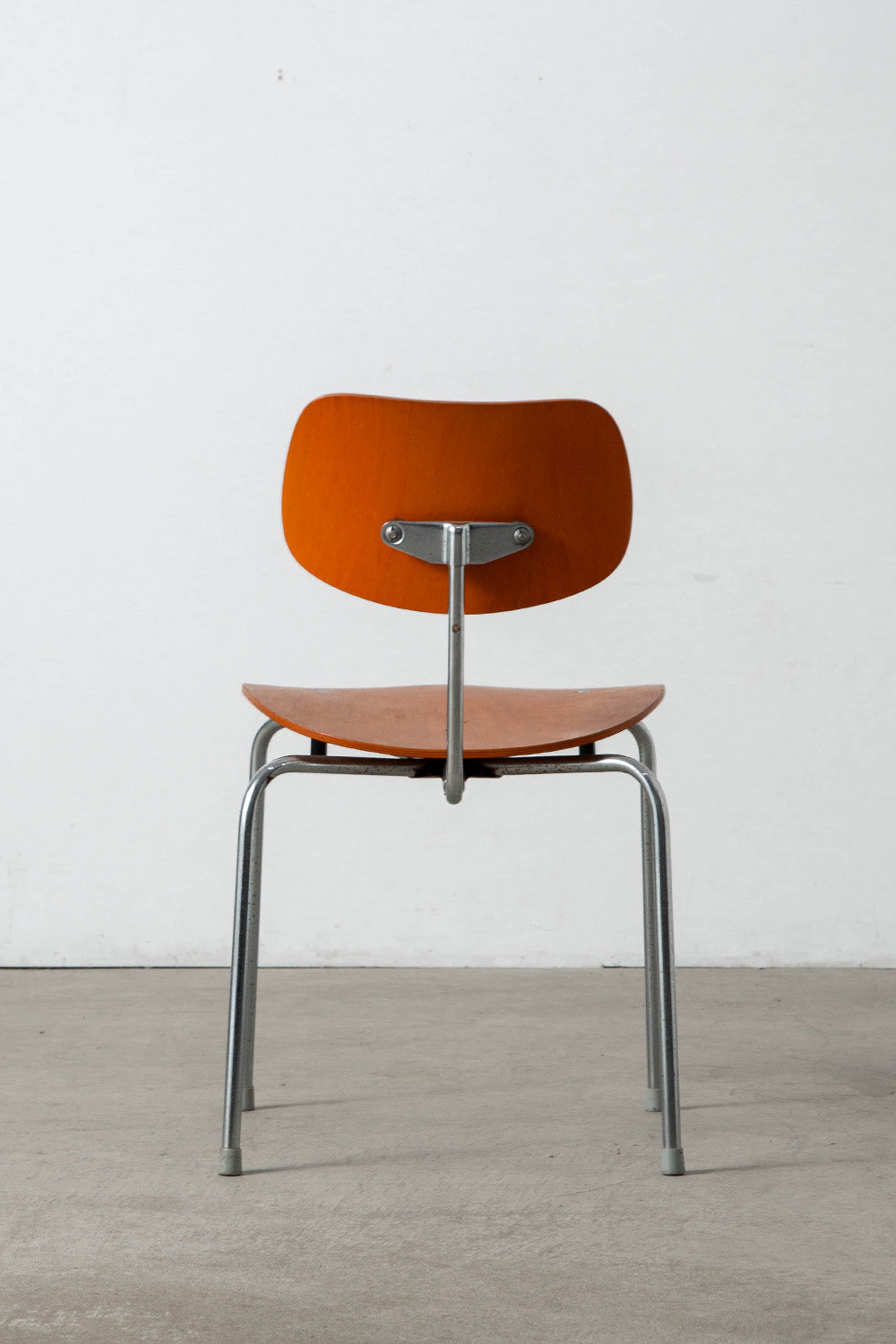 ‘SE 68’ Chair by Egon Eiermann for Wilde + Spieth in Wood and Steel