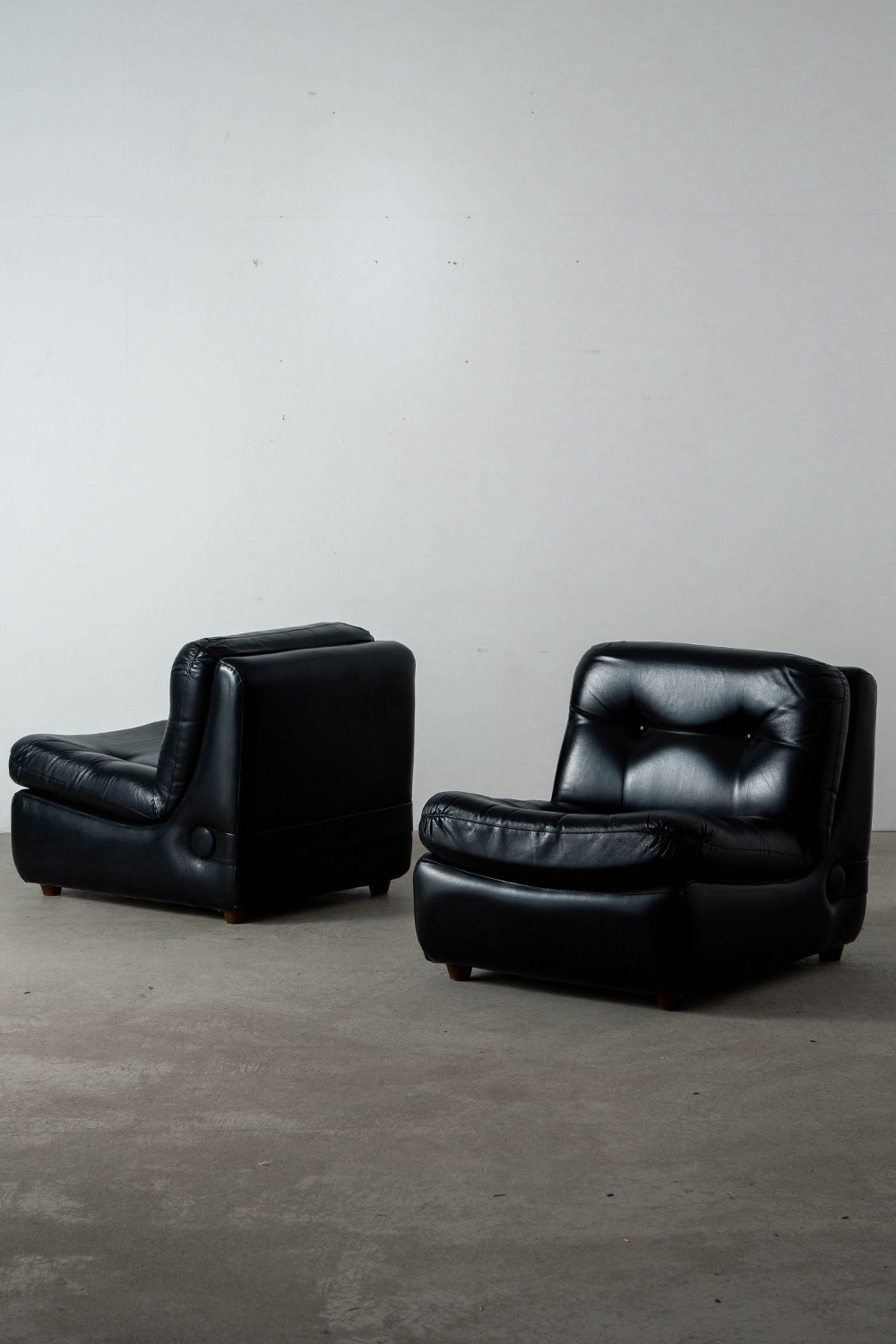 Vintage Sofa in Cow Leather