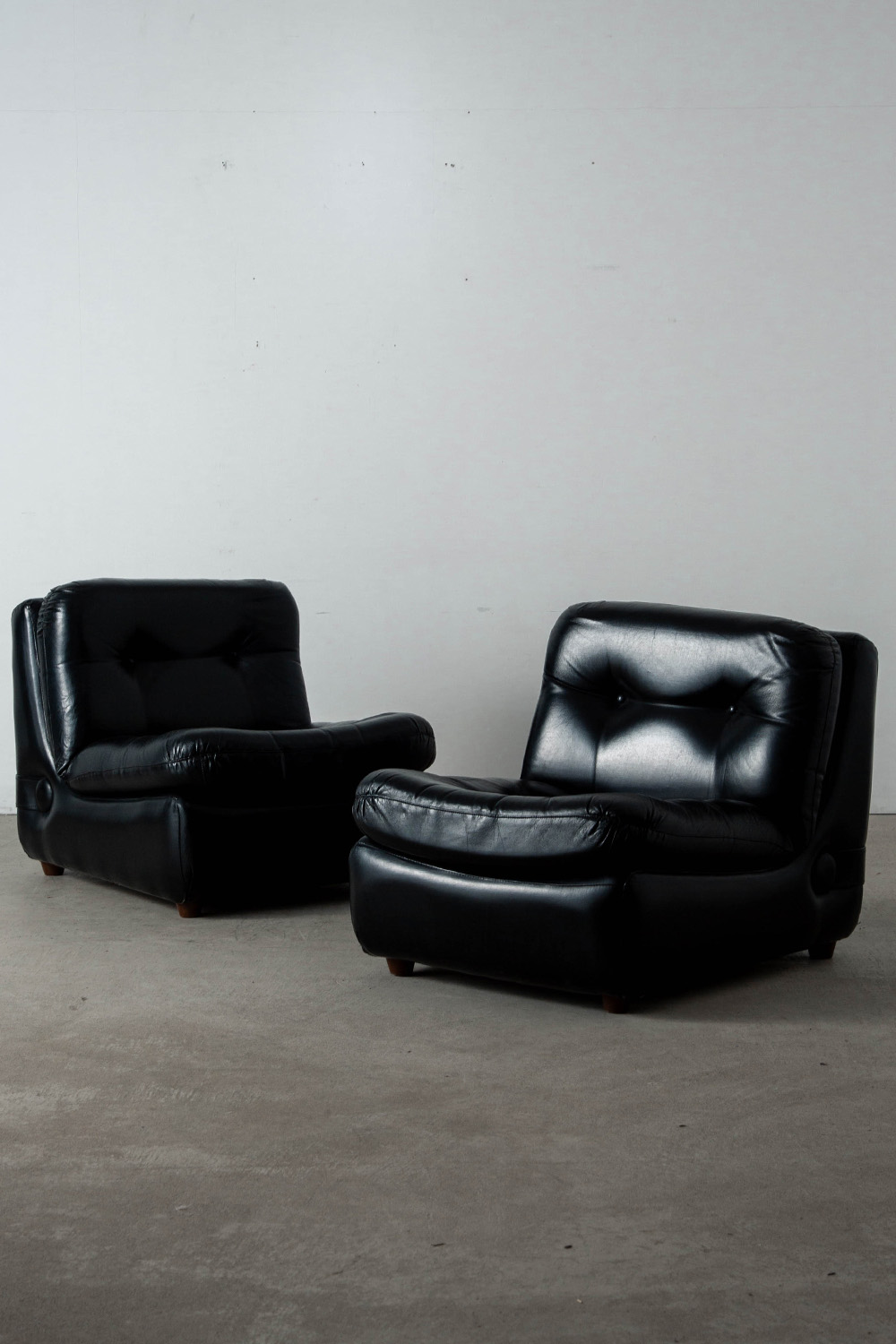 Vintage Sofa in Cow Leather