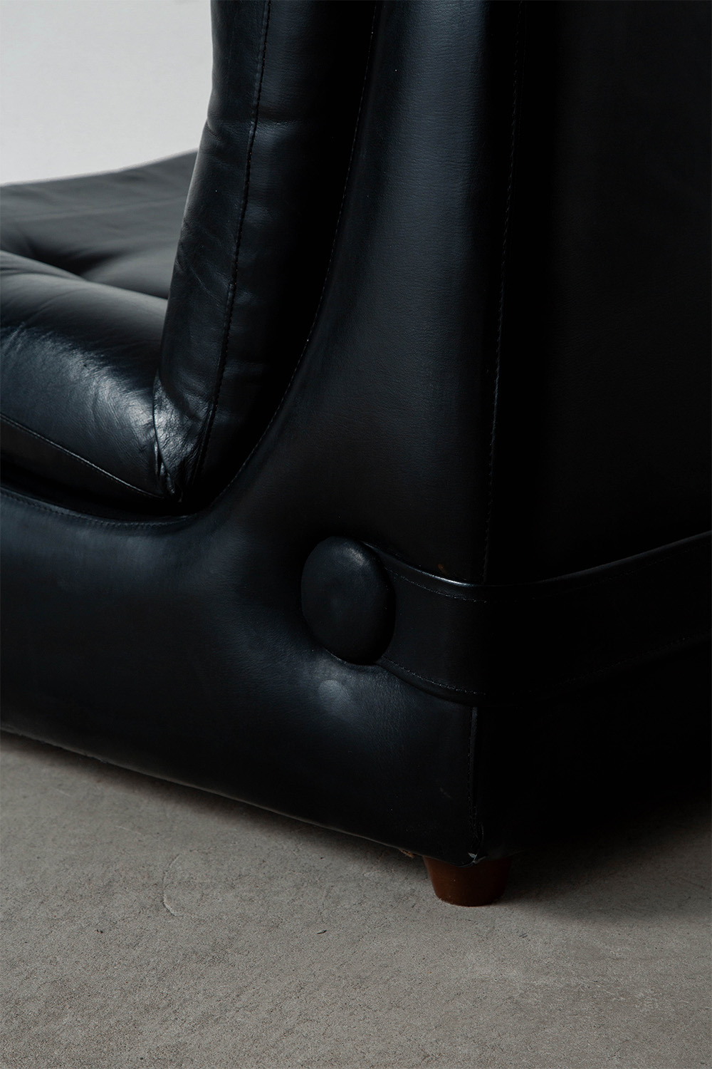 Vintage Sofa in Cow Leather