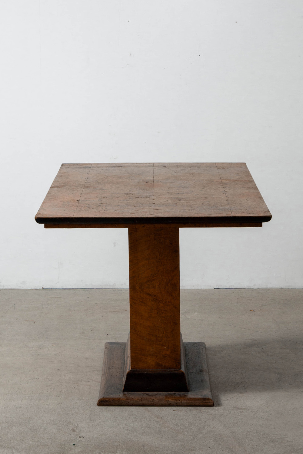 Art Deco Style Dining Table in Wood