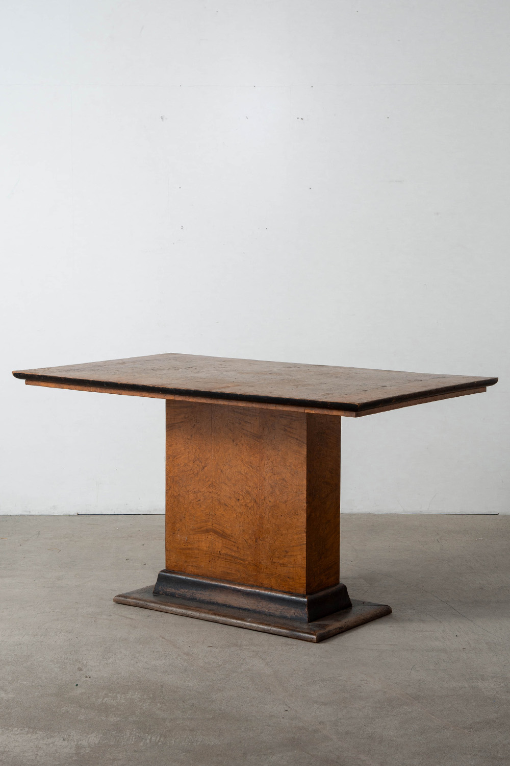 Art Deco Style Dining Table in Wood