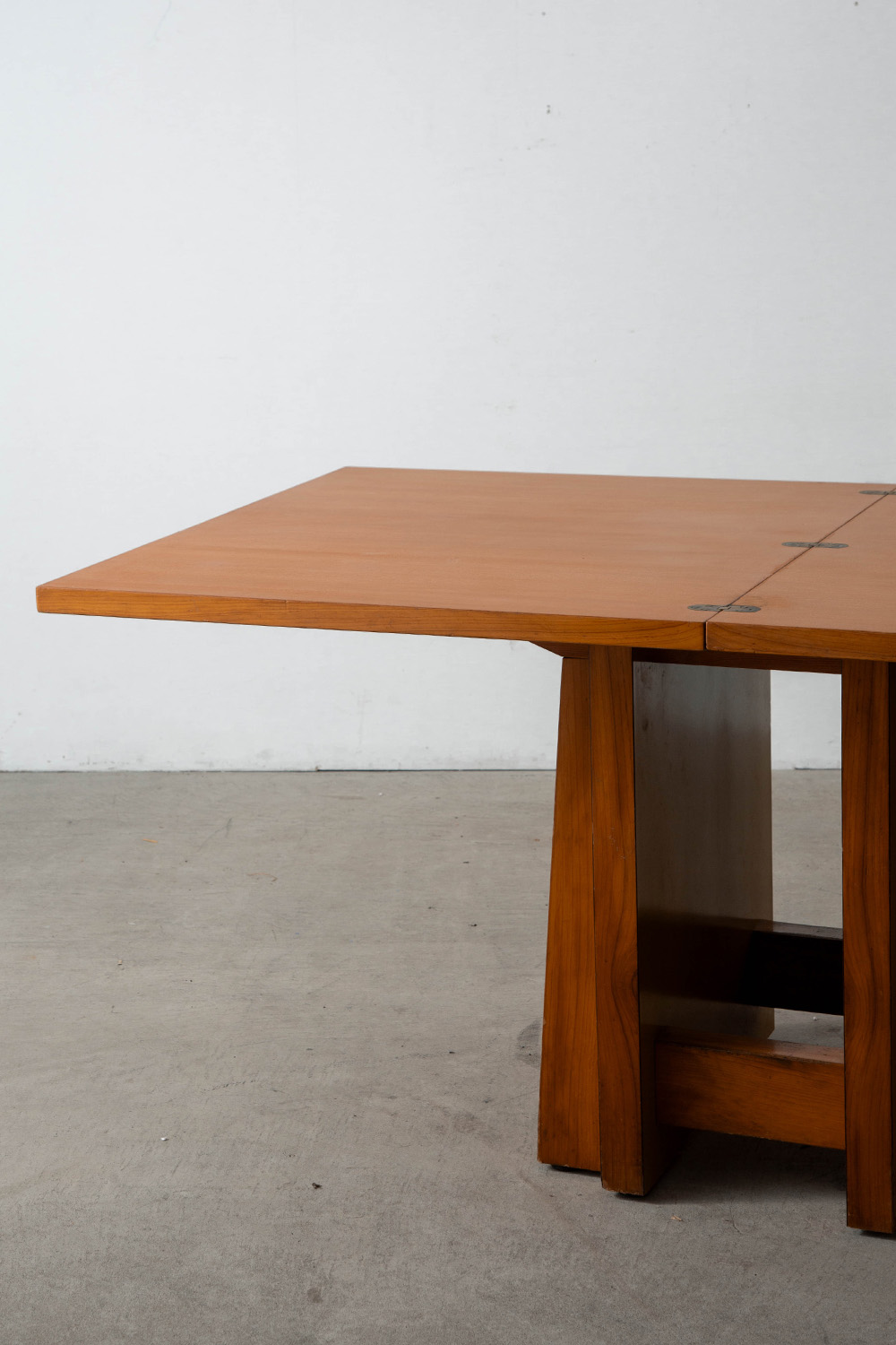 Architectural Extension Dining Table in Wood