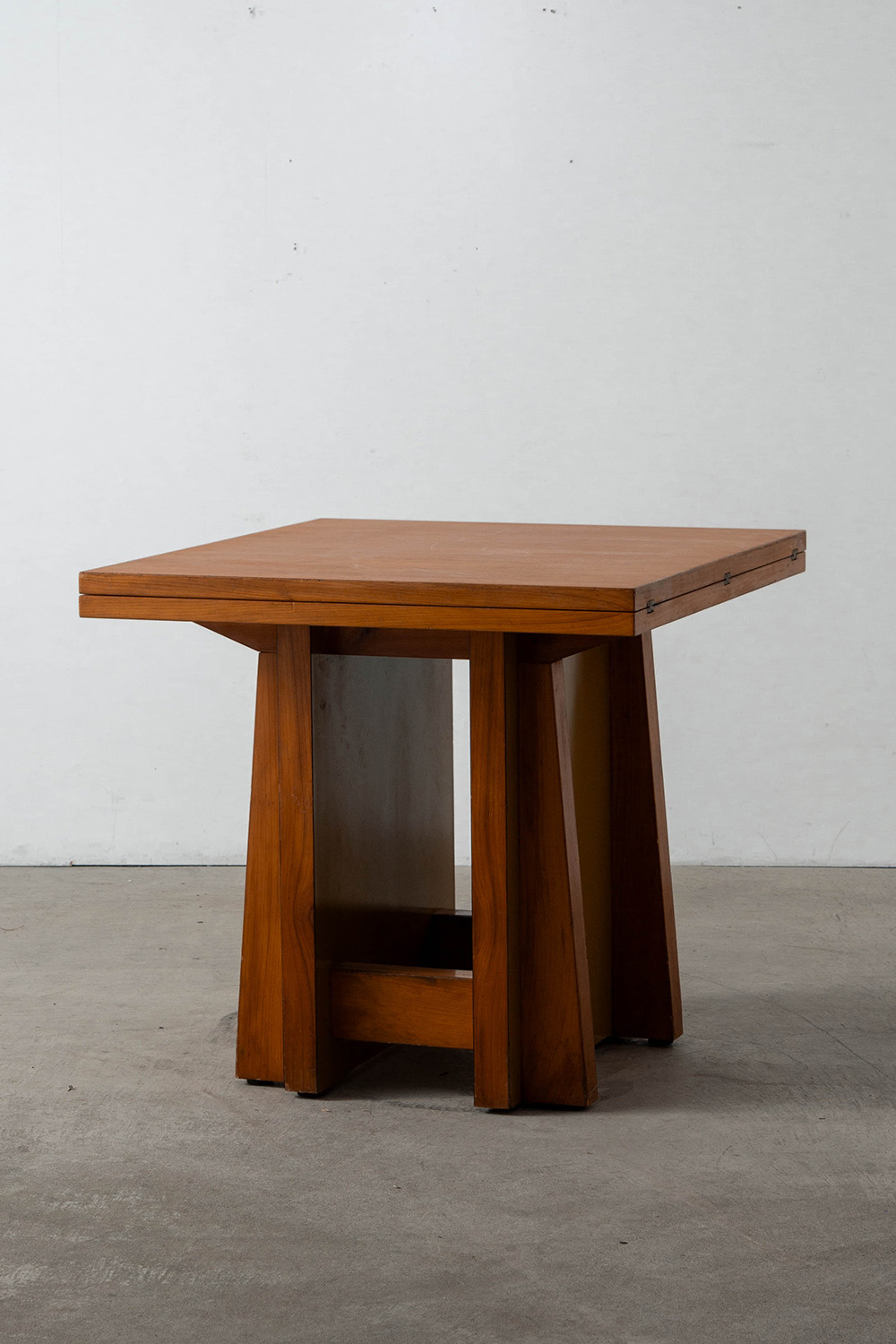 Architectural Extension Dining Table in Wood