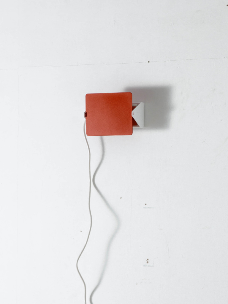 Applique À Volet Pivotant Wall Lamp by Charlotte Perriand for NEMO in Red