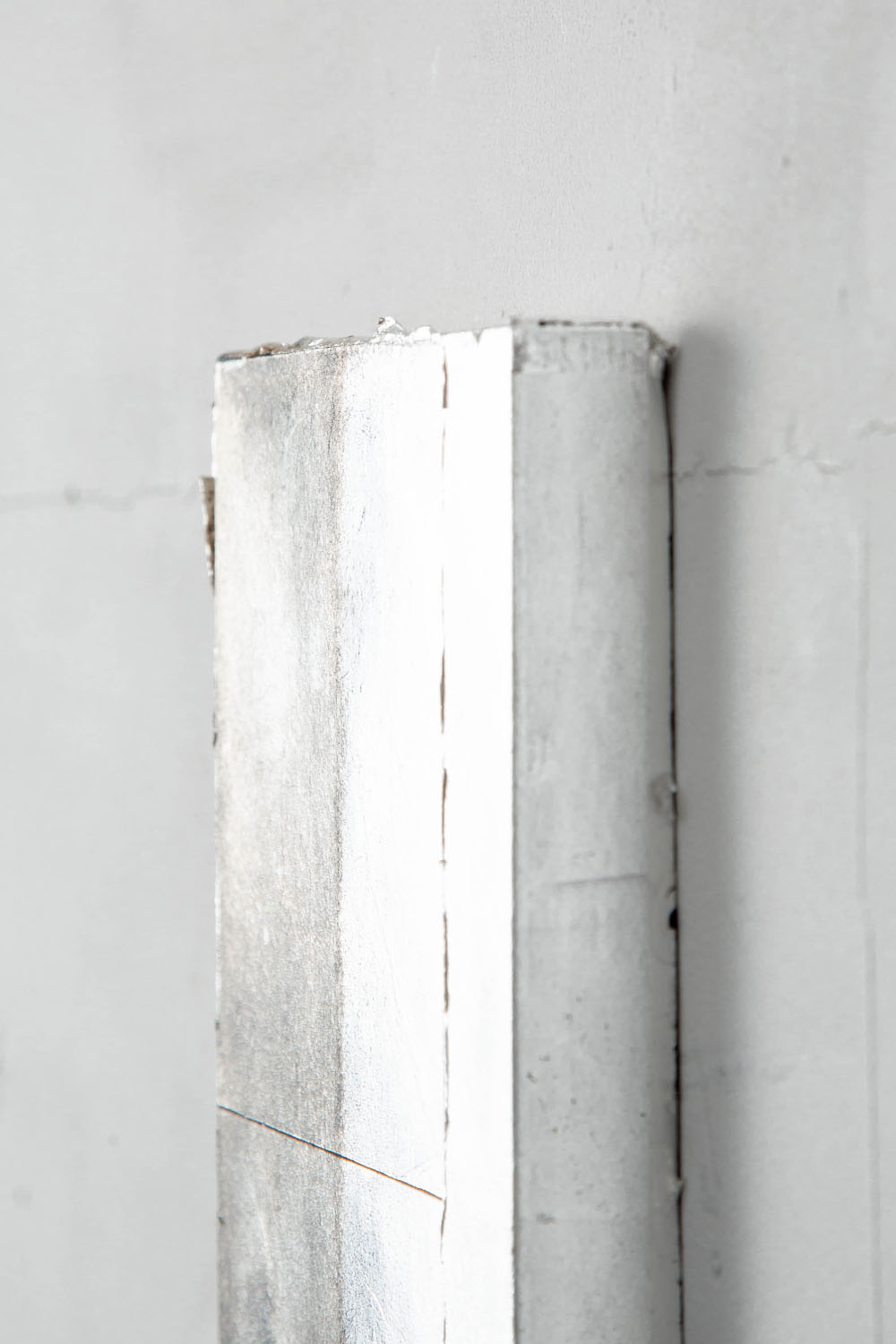 Quiet Presence 009-001 by Shuhei Fukuda