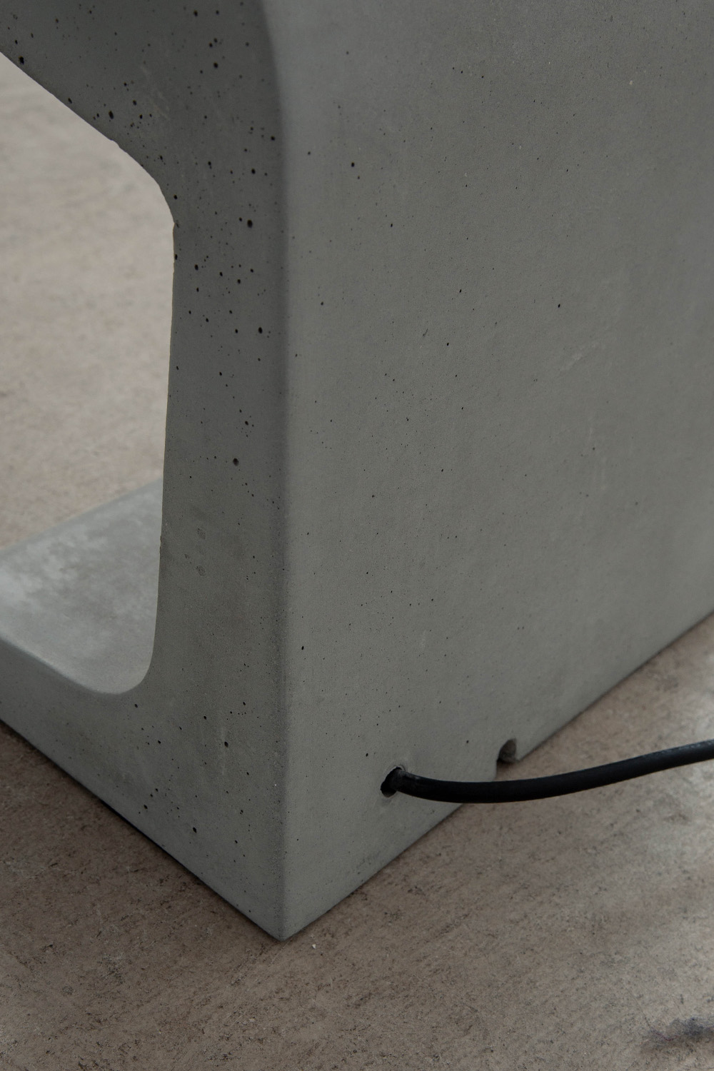 Borne Béton Petite Floor Lamp,Borne Béton Petite ,Floor Lamp,フロアランプ,Charlotte Perriand,シャルロットペリアン,NEMO,Italy,イタリア,清澄白河,Antique,Vintage,Interior Design,stoop,topso,アンティーク,ビンテージ,ヴィンテージ,家具,雑貨,インテリア,店舗什器,設計,インテリアデザイン,内装,什器,店舗設計,ギャラリー,デザイナーズ家具,ショールーム