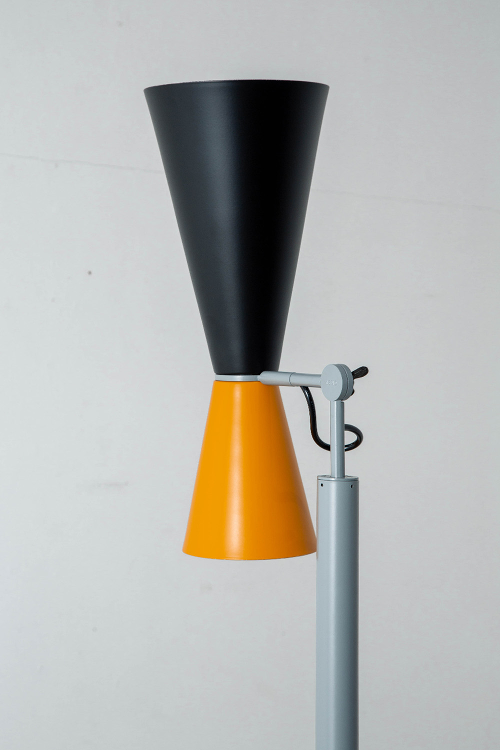 Parliament  Floor Lamp,Parliament,Floor Lamp,フロアランプ,Le Corbusier,ル・コルビジェ,NEMO,Italy,イタリア,清澄白河,Antique,Vintage,Interior Design,stoop,topso,アンティーク,ビンテージ,ヴィンテージ,家具,雑貨,インテリア,店舗什器,設計,インテリアデザイン,内装,什器,店舗設計,ギャラリー,デザイナーズ家具,ショールーム