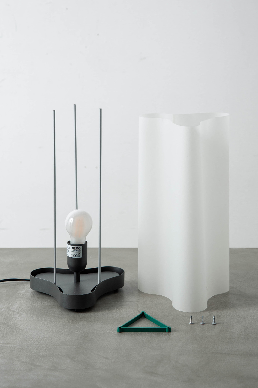 Lampe Cabanon Table Lamp,Lampe Cabanon ,Table Lamp,テーブルランプ,Le Corbusier,ル・コルビジェ,NEMO,Italy,イタリア,清澄白河,Antique,Vintage,Interior Design,stoop,topso,アンティーク,ビンテージ,ヴィンテージ,家具,雑貨,インテリア,店舗什器,設計,インテリアデザイン,内装,什器,店舗設計,ギャラリー,デザイナーズ家具,ショールーム