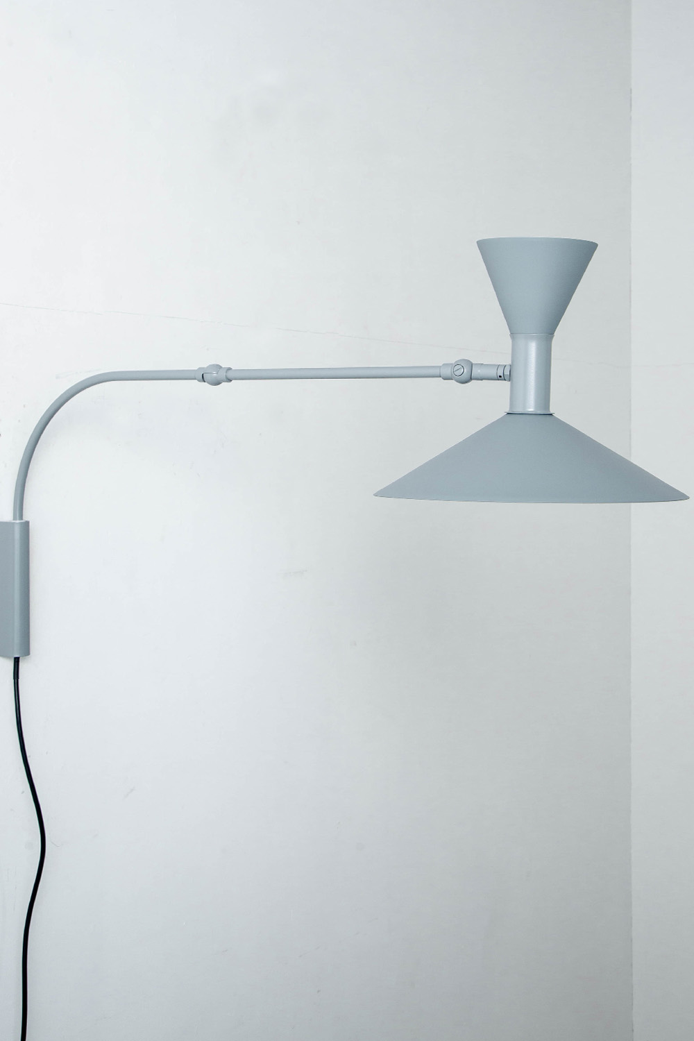 Lampe De Marseille Mini Wall Lamp,Lampe De Marseille Mini,Wall Lamp,ウォールランプ,Le Corbusier,ル・コルビジェ,NEMO,Italy,イタリア,清澄白河,Antique,Vintage,Interior Design,stoop,topso,アンティーク,ビンテージ,ヴィンテージ,家具,雑貨,インテリア,店舗什器,設計,インテリアデザイン,内装,什器,店舗設計,ギャラリー,デザイナーズ家具,ショールーム