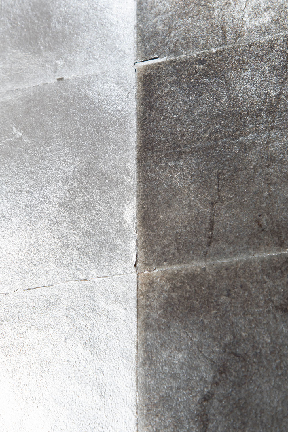 Art,アート,Quiet Presence,Presence,Shuhei Fukuda,福田 周平,Quiet Presence,銀箔,和紙,墨,硫黄、stoop,topso,清澄白河,Antique,Vintage,Interior Design,アンティーク,ビンテージ,ヴィンテージ,家具,雑貨,インテリア,店舗什器,設計,インテリアデザイン,内装,什器,店舗設計,ギャラリー,デザイナーズ家具,ショールーム