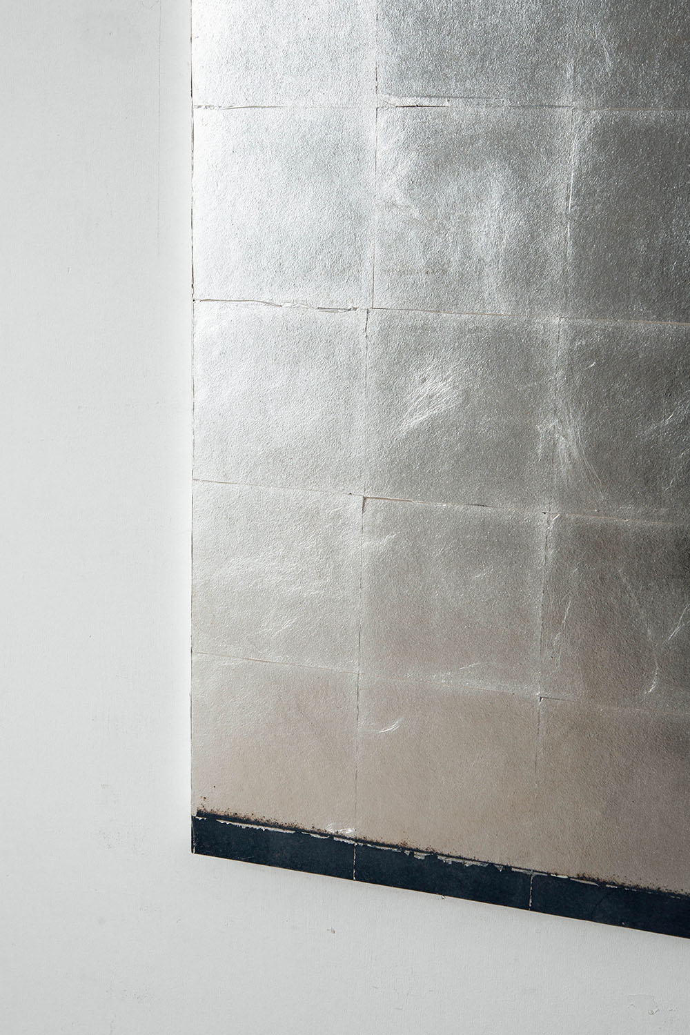 Art,アート,Quiet Presence,Presence,Shuhei Fukuda,福田 周平,銀箔,和紙,墨,硫黄,stoop,topso,清澄白河,Antique,Vintage,Interior Design,アンティーク,ビンテージ,ヴィンテージ,家具,雑貨,インテリア,店舗什器,設計,インテリアデザイン,内装,什器,店舗設計,ギャラリー,デザイナーズ家具,ショールーム