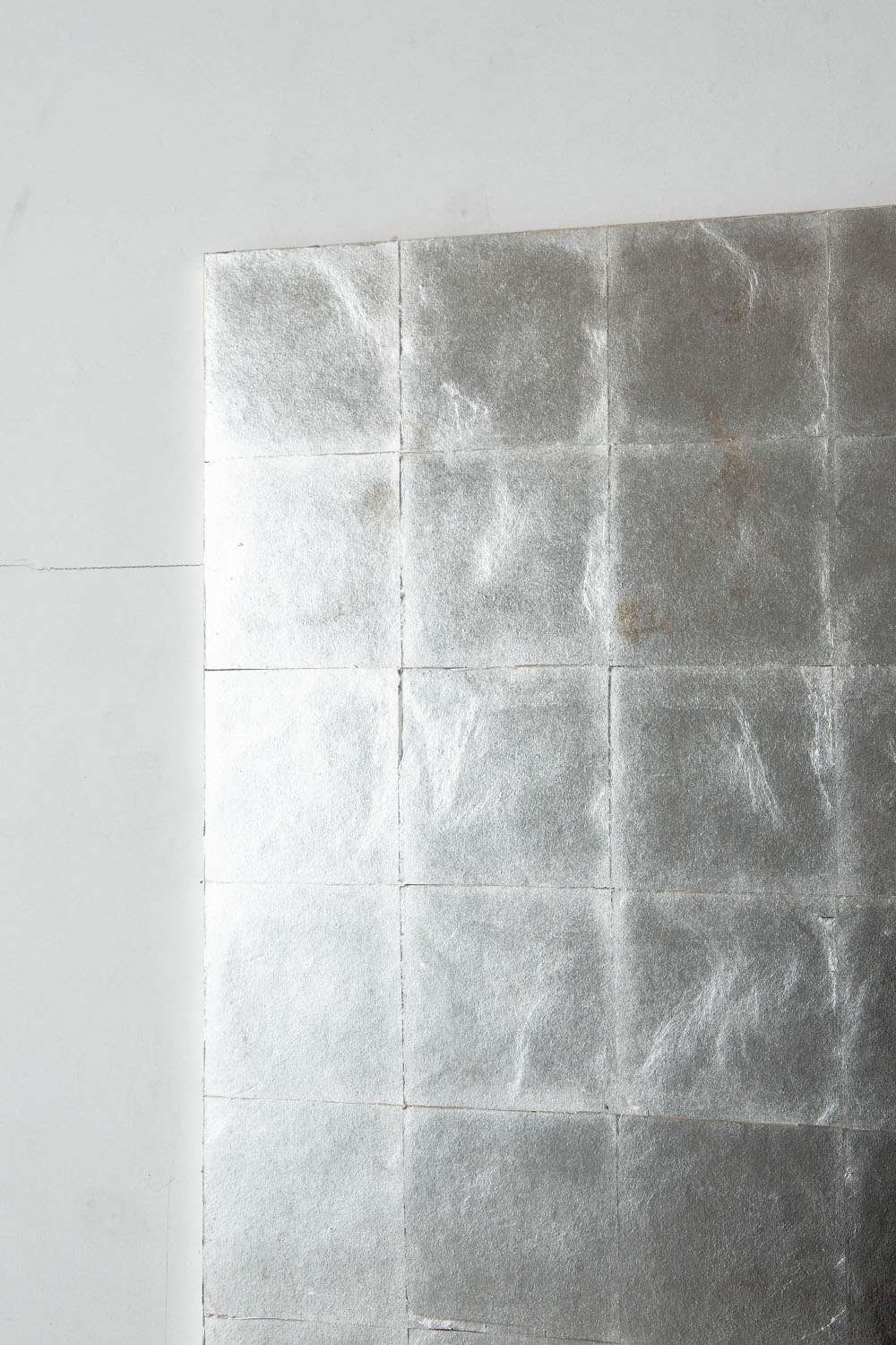 Art,アート,Quiet Presence,Presence,Shuhei Fukuda,福田 周平,銀箔,和紙,墨,硫黄,stoop,topso,清澄白河,Antique,Vintage,Interior Design,アンティーク,ビンテージ,ヴィンテージ,家具,雑貨,インテリア,店舗什器,設計,インテリアデザイン,内装,什器,店舗設計,ギャラリー,デザイナーズ家具,ショールーム