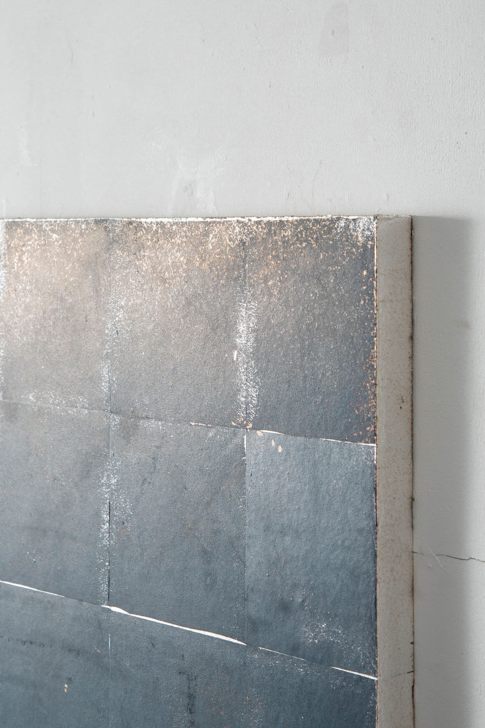 Art,アート,Quiet Presence,Presence,Shuhei Fukuda,福田 周平,銀箔,和紙,墨,硫黄,stoop,topso,清澄白河,Antique,Vintage,Interior Design,アンティーク,ビンテージ,ヴィンテージ,家具,雑貨,インテリア,店舗什器,設計,インテリアデザイン,内装,什器,店舗設計,ギャラリー,デザイナーズ家具,ショールーム