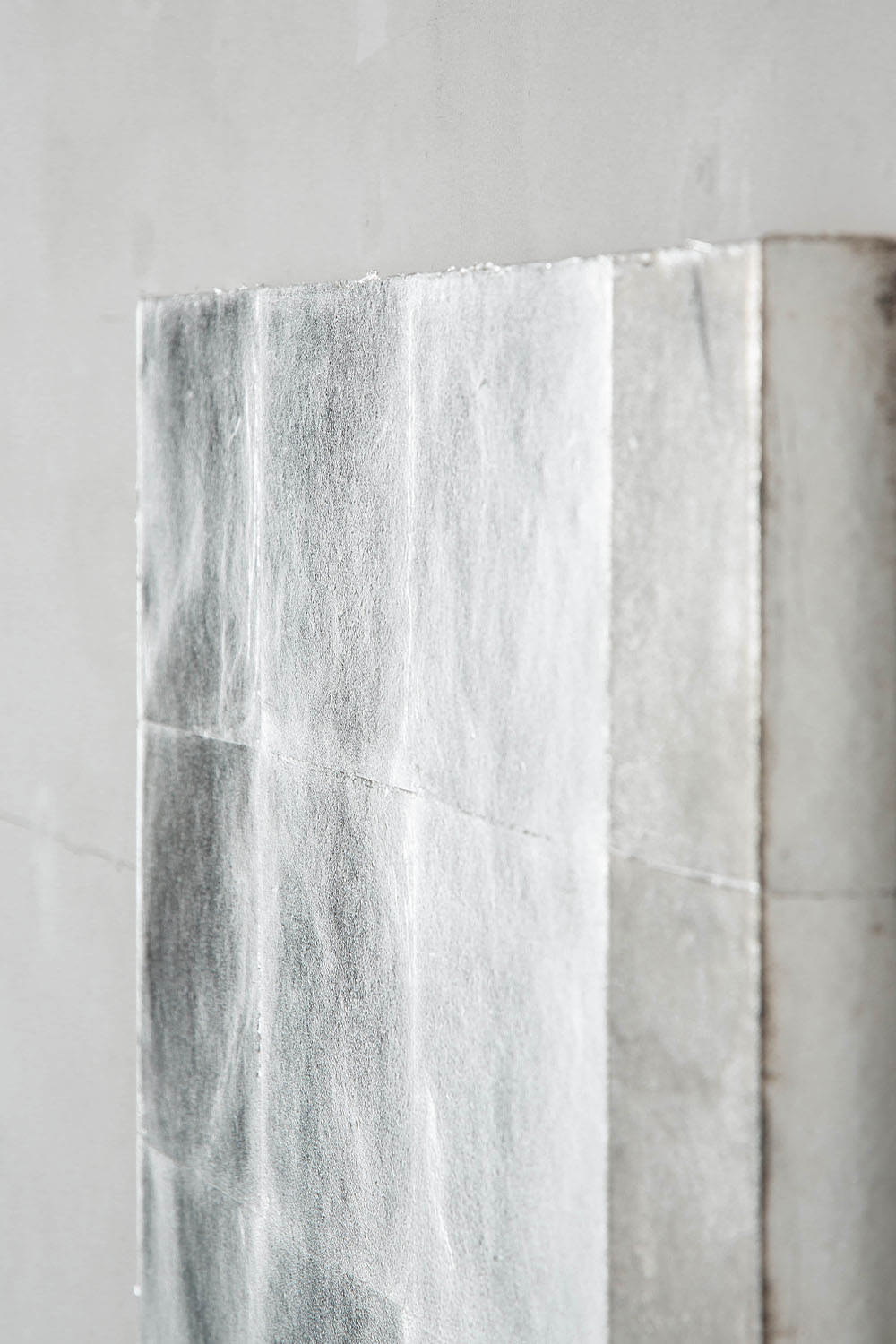 Art,アート,Quiet Presence,Presence,Shuhei Fukuda,福田 周平,Quiet Presence,銀箔,和紙,墨,硫黄,stoop,topso,清澄白河,Antique,Vintage,Interior Design,アンティーク,ビンテージ,ヴィンテージ,家具,雑貨,インテリア,店舗什器,設計,インテリアデザイン,内装,什器,店舗設計,ギャラリー,デザイナーズ家具,ショールーム