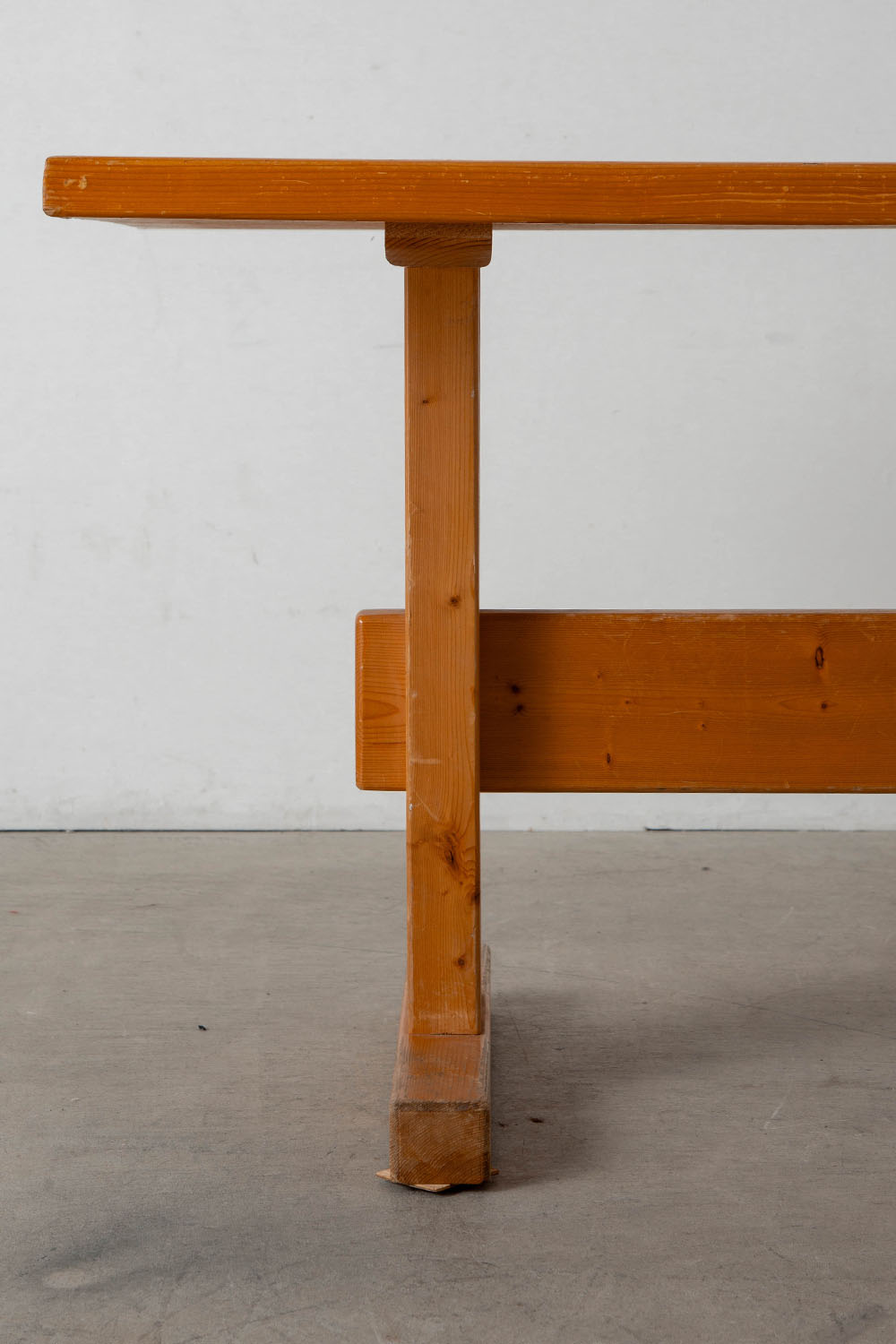 Dining Table,ダイニングテーブル,Charlotte Perriand,シャルロット・ペリアン,Les Arcs,レザルク,清澄白河,Antique,Vintage,Interior Design,stoop,topso,アンティーク,ビンテージ,ヴィンテージ,家具,雑貨,インテリア,店舗什器,設計,インテリアデザイン,内装,什器,店舗設計,ギャラリー,デザイナーズ家具,ショールーム