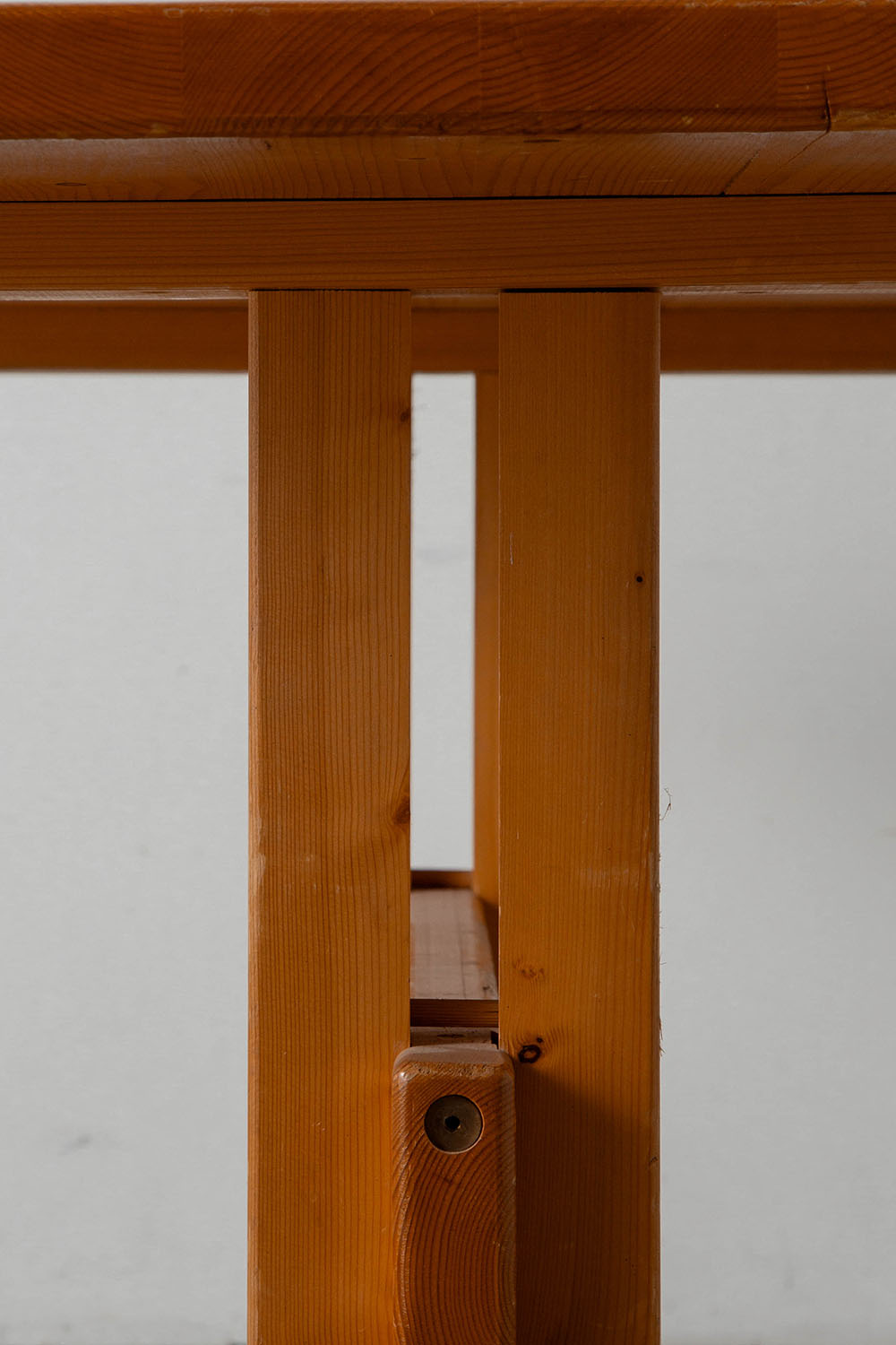 Dining Table,ダイニングテーブル,Charlotte Perriand,シャルロット・ペリアン,Les Arcs,レザルク,清澄白河,Antique,Vintage,Interior Design,stoop,topso,アンティーク,ビンテージ,ヴィンテージ,家具,雑貨,インテリア,店舗什器,設計,インテリアデザイン,内装,什器,店舗設計,ギャラリー,デザイナーズ家具,ショールーム