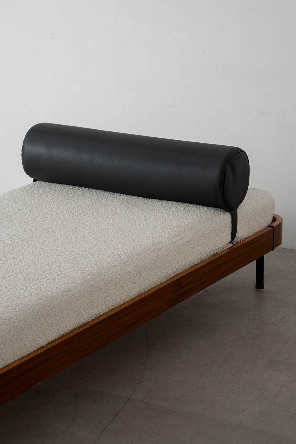 Day Bed,デイベッド,Gio Ponti,ジオ・ポンティ, Italbed,イタルベッド,Italy,イタリア,清澄白河,Antique,Vintage,Interior Design,stoop,topso,アンティーク,ビンテージ,ヴィンテージ,家具,雑貨,インテリア,店舗什器,設計,インテリアデザイン,内装,什器,店舗設計,ギャラリー,デザイナーズ家具,ショールーム