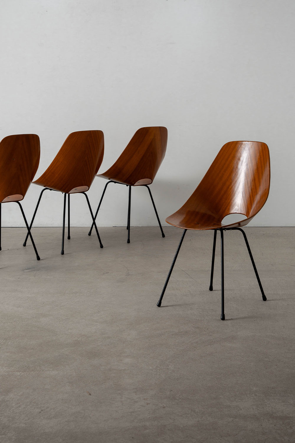 Medea Chair,メデアチェア,チェア,Vittorio Nobili,ヴィットリオ・ノビリ,Tagliabue F.lli,タグリアブーエ,Italy,イタリア,清澄白河,Antique,Vintage,Interior Design,stoop,topso,アンティーク,ビンテージ,ヴィンテージ,家具,雑貨,インテリア,店舗什器,設計,インテリアデザイン,内装,什器,店舗設計,ギャラリー,デザイナーズ家具,ショールーム