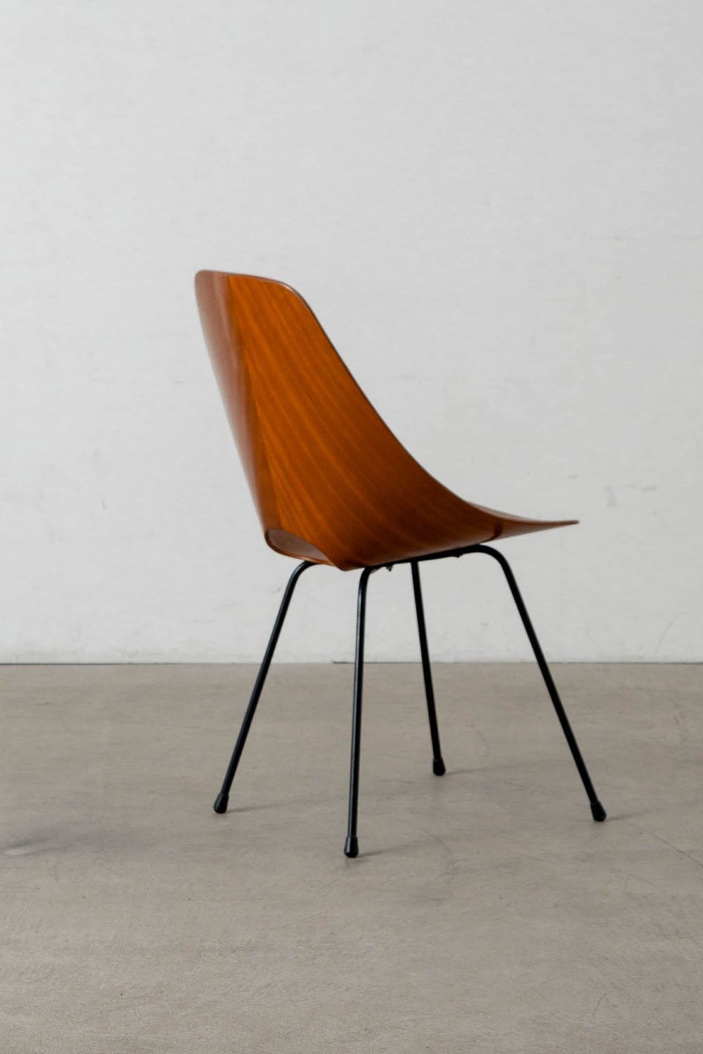 Medea Chair,メデアチェア,チェア,Vittorio Nobili,ヴィットリオ・ノビリ,Tagliabue F.lli,タグリアブーエ,Italy,イタリア,清澄白河,Antique,Vintage,Interior Design,stoop,topso,アンティーク,ビンテージ,ヴィンテージ,家具,雑貨,インテリア,店舗什器,設計,インテリアデザイン,内装,什器,店舗設計,ギャラリー,デザイナーズ家具,ショールーム