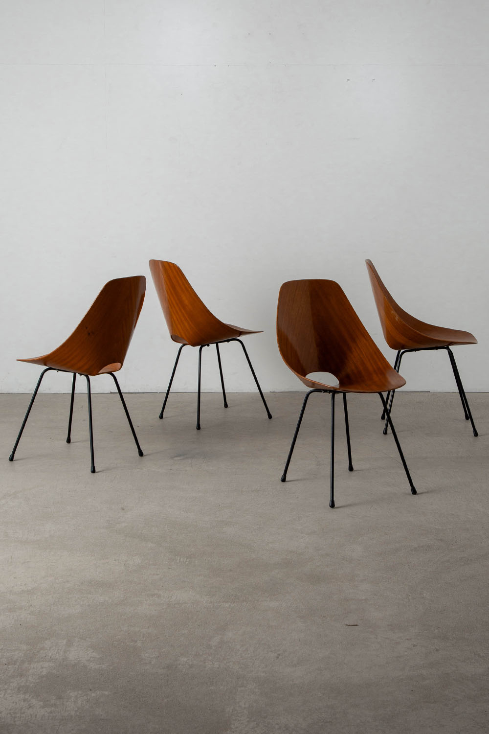 Medea Chair,メデアチェア,チェア,Vittorio Nobili,ヴィットリオ・ノビリ,Tagliabue F.lli,タグリアブーエ,Italy,イタリア,清澄白河,Antique,Vintage,Interior Design,stoop,topso,アンティーク,ビンテージ,ヴィンテージ,家具,雑貨,インテリア,店舗什器,設計,インテリアデザイン,内装,什器,店舗設計,ギャラリー,デザイナーズ家具,ショールーム