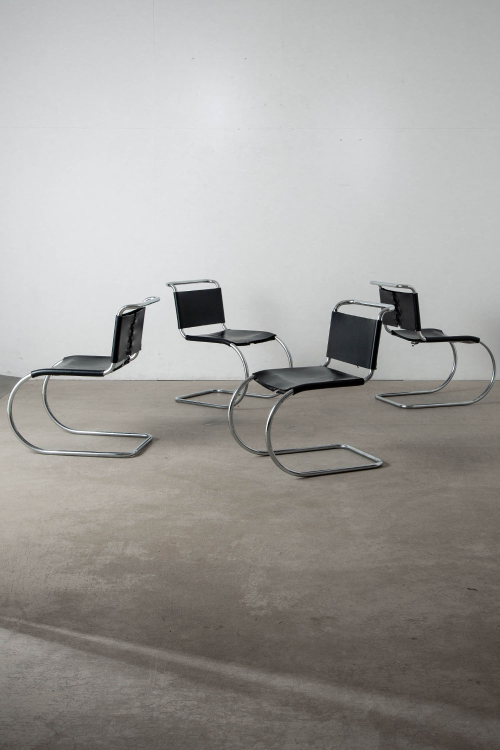 Mr 10 / Mr 533 Chair,チェア,Mies van der Rohe,ミース・ファン・デル・ローエ, Knoll,Germany,ドイツ,清澄白河,Antique,Vintage,Interior Design,stoop,topso,アンティーク,ビンテージ,ヴィンテージ,家具,雑貨,インテリア,店舗什器,設計,インテリアデザイン,内装,什器,店舗設計,ギャラリー,デザイナーズ家具,ショールーム