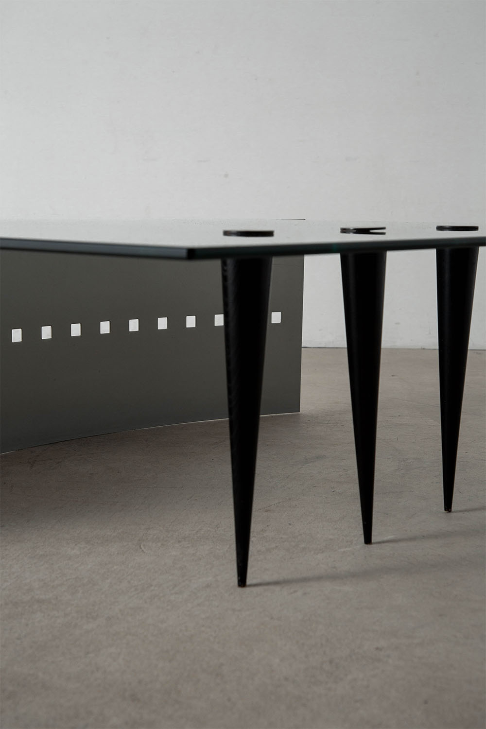 Cenolo Coffee Table,チェノロ,コーヒーテーブル,Jean-Louis Godivier,ジャン＝ルイ・ゴディヴィエ,France,フランス,清澄白河,Antique,Vintage,Interior Design,stoop,topso,アンティーク,ビンテージ,ヴィンテージ,家具,雑貨,インテリア,店舗什器,設計,インテリアデザイン,内装,什器,店舗設計,ギャラリー,デザイナーズ家具,ショールーム