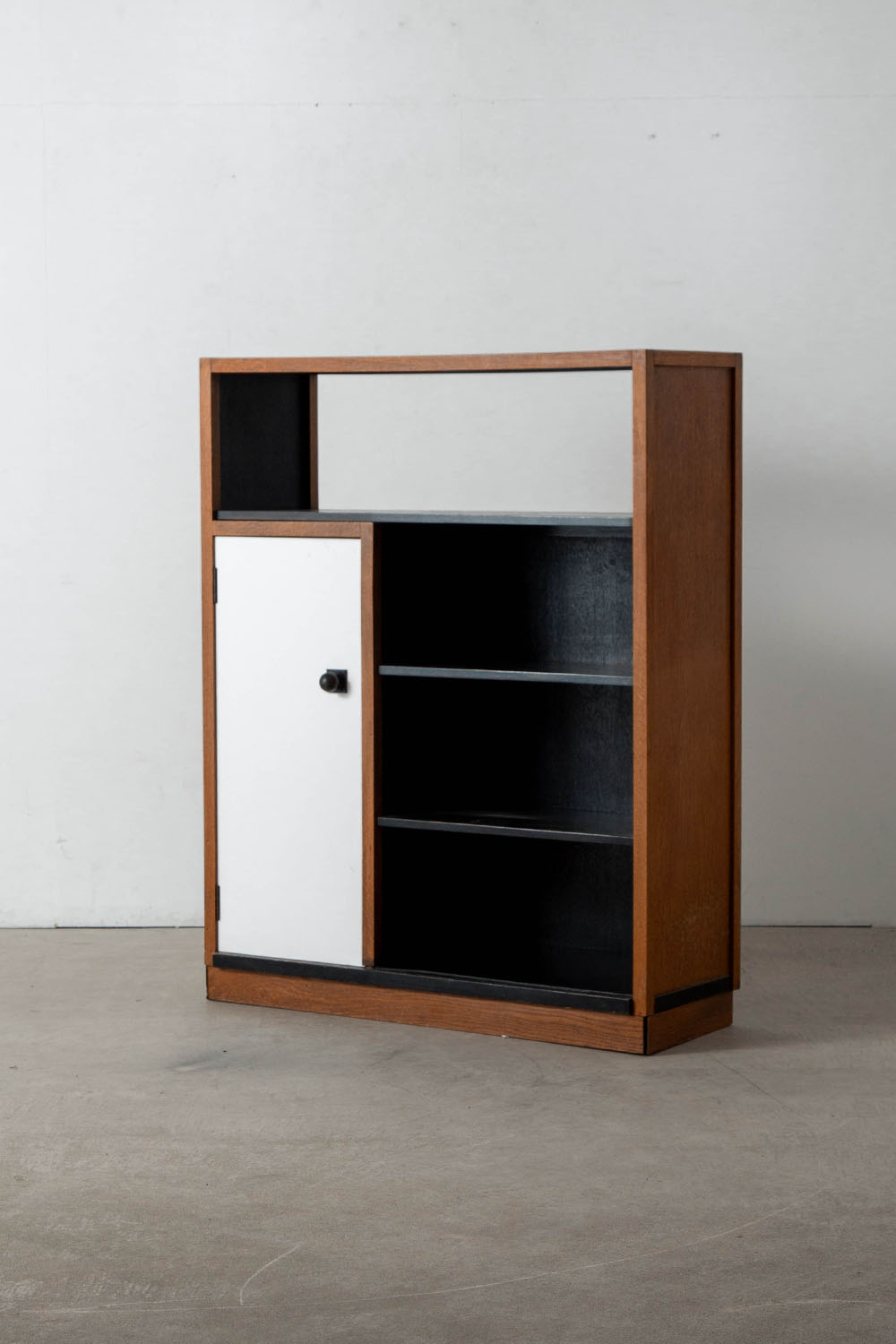 Cabinet,キャビネット,Frits Spanjaard,フリッツ・スパンヤールト,Netherlands,オランダ,清澄白河,Antique,Vintage,Interior Design,stoop,topso,アンティーク,ビンテージ,ヴィンテージ,家具,雑貨,インテリア,店舗什器,設計,インテリアデザイン,内装,什器,店舗設計,ギャラリー,デザイナーズ家具,ショールーム