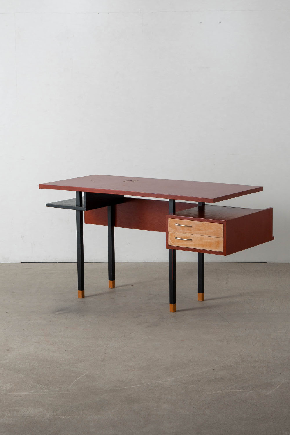 Desk,デスク,ダッチデザイン,Netherlamds,オランダ,清澄白河,Antique,Vintage,Interior Design,stoop,topso,アンティーク,ビンテージ,ヴィンテージ,家具,雑貨,インテリア,店舗什器,設計,インテリアデザイン,内装,什器,店舗設計,ギャラリー,デザイナーズ家具,ショールーム