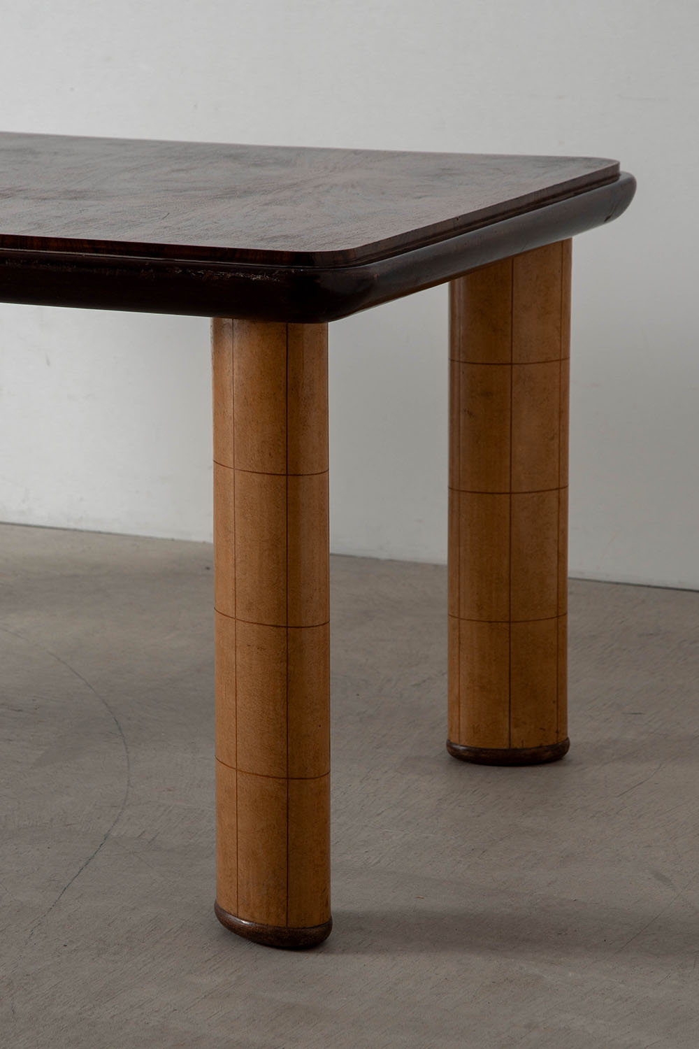 Dining Table,ダイニングテーブル,Osvaldo Borsani,オズヴァルド・ボルサーニ,Italy,イタリア,清澄白河,Antique,Vintage,Interior Design,stoop,topso,アンティーク,ビンテージ,ヴィンテージ,家具,雑貨,インテリア,店舗什器,設計,インテリアデザイン,内装,什器,店舗設計,ギャラリー,デザイナーズ家具,ショールーム