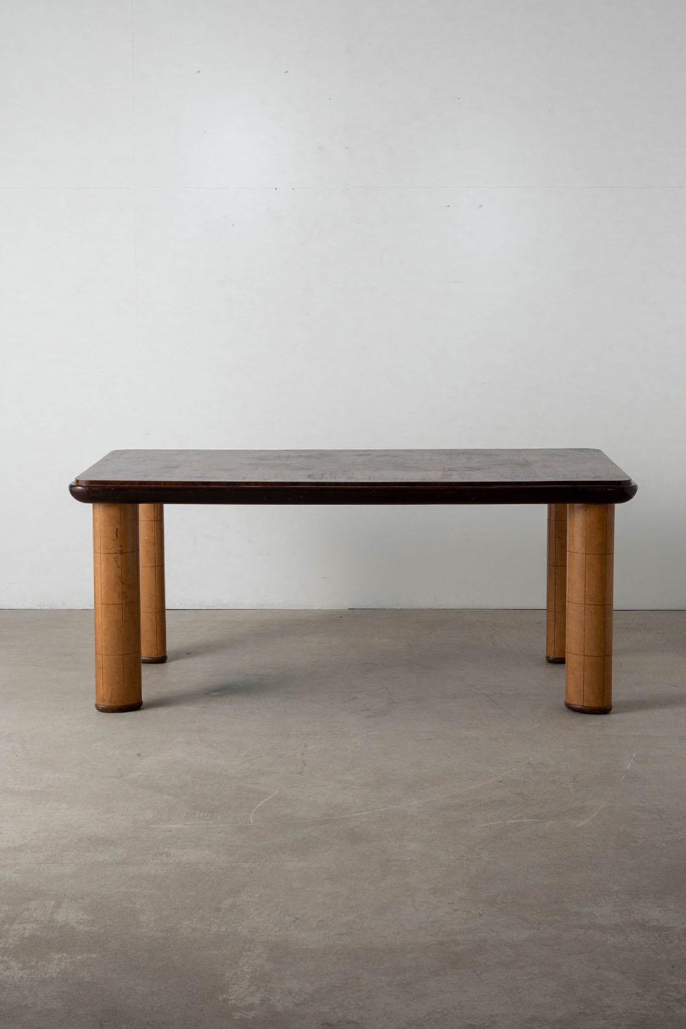 Dining Table,ダイニングテーブル,Osvaldo Borsani,オズヴァルド・ボルサーニ,Italy,イタリア,清澄白河,Antique,Vintage,Interior Design,stoop,topso,アンティーク,ビンテージ,ヴィンテージ,家具,雑貨,インテリア,店舗什器,設計,インテリアデザイン,内装,什器,店舗設計,ギャラリー,デザイナーズ家具,ショールーム