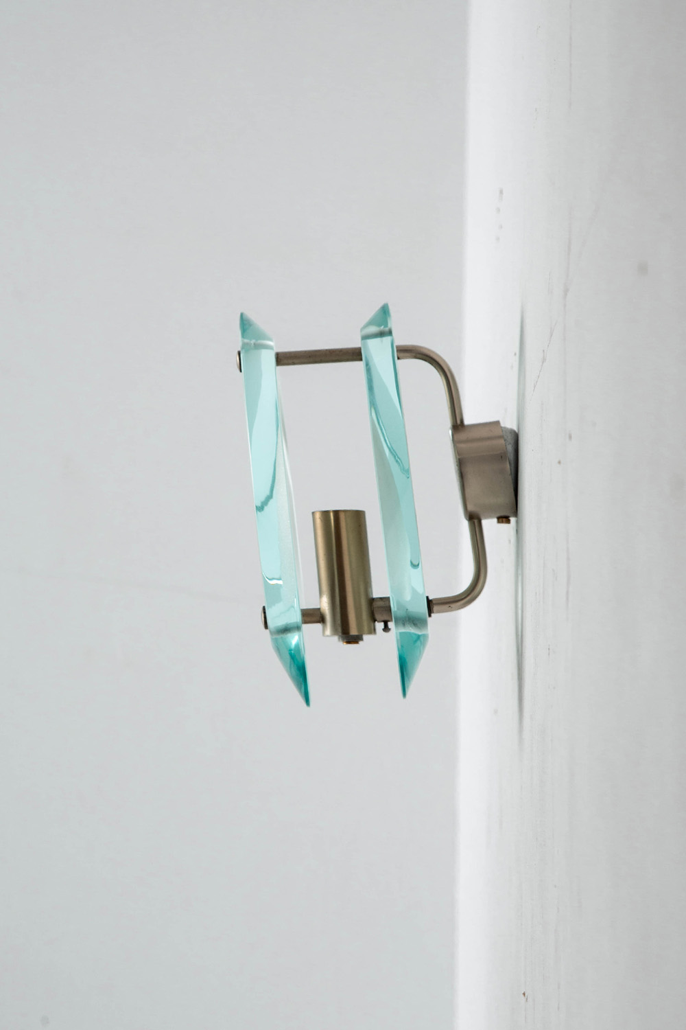 Model 2093 Wall Lamp by Max Ingrand for FontanaArte in Glass and Chrome