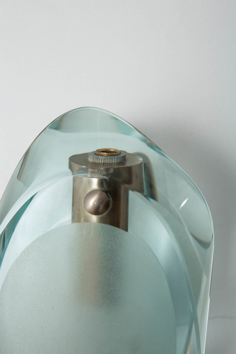 Model 2093 Wall Lamp by Max Ingrand for FontanaArte in Glass and Chrome