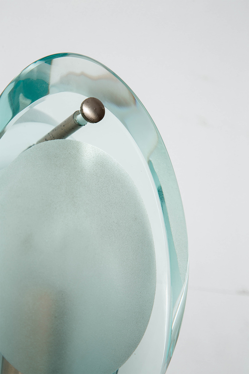 Model 2093 Wall Lamp by Max Ingrand for FontanaArte in Glass and Chrome