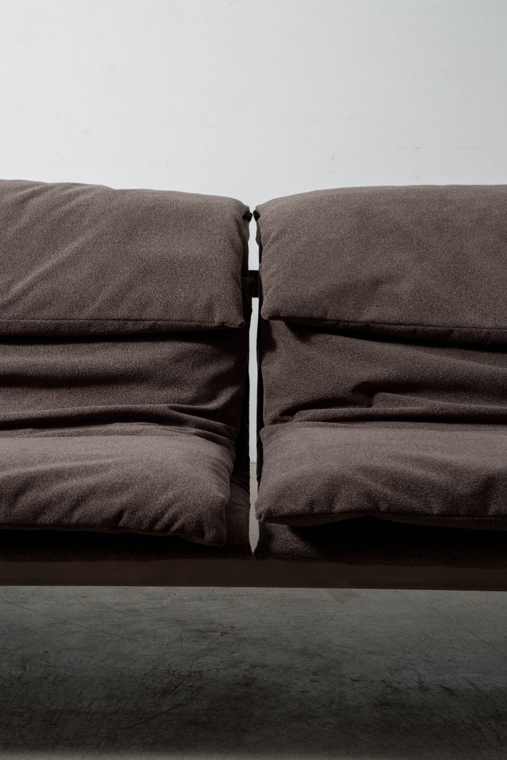 Onda Sofa by Giovanni Offredi for Saporiti Italia in Fabric and Steel