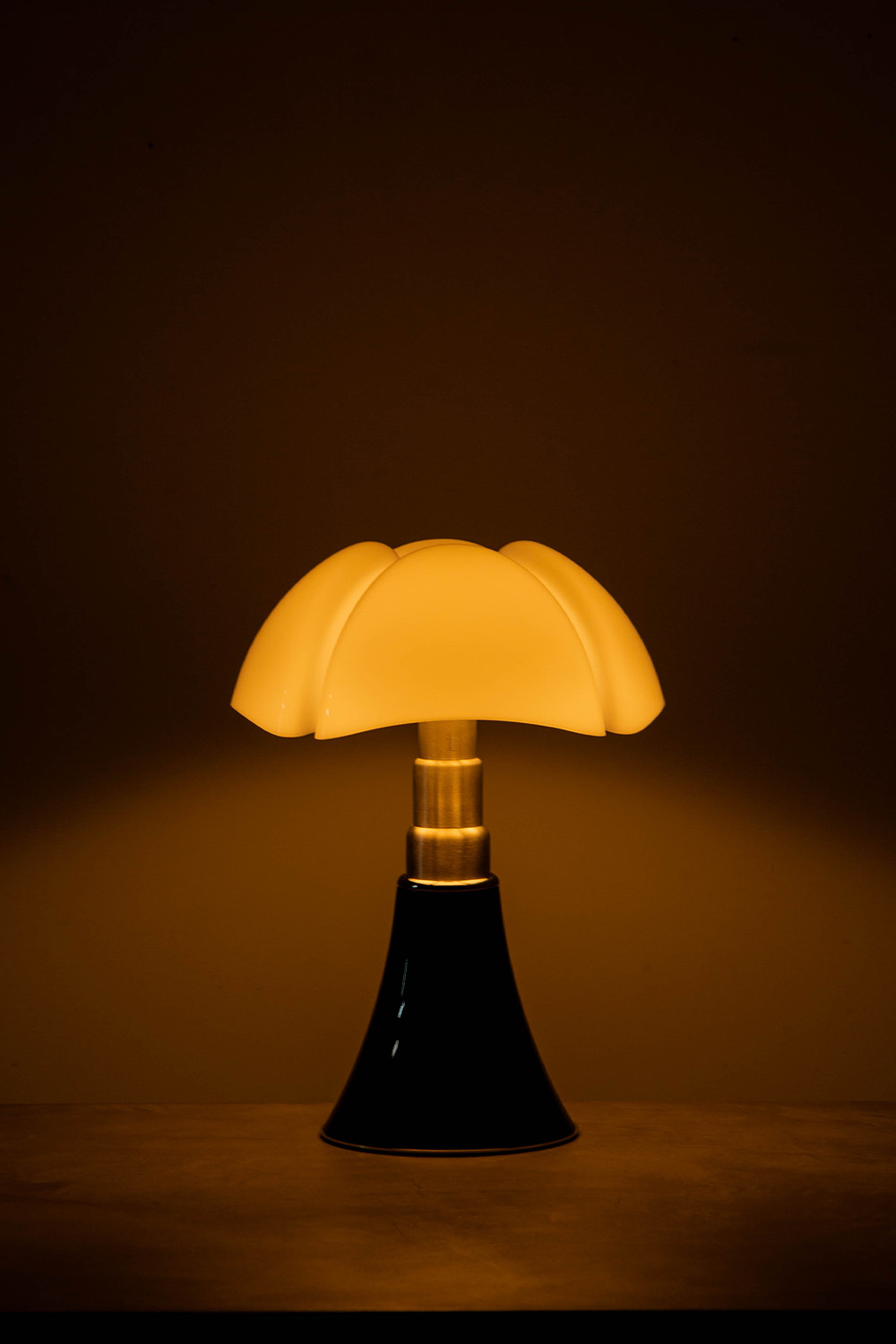 PIPISTRELLO Medium Table Lamp by Gae Aulenti for Martinelli Luce