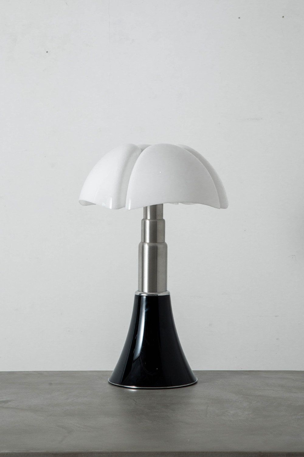 PIPISTRELLO Medium Table Lamp by Gae Aulenti for Martinelli Luce