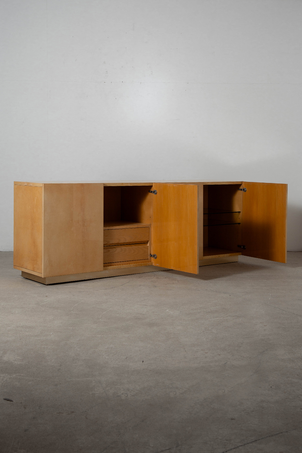 Sideboard,サイドボード,Aldo Tura,アルド・トゥーラ,Tura Milano,Italy,イタリア,清澄白河,アンティークショップ,Antique,Vintage,Interior Design,アンティーク,ビンテージ,ヴィンテージ,家具,雑貨,インテリア,店舗什器,設計,インテリアデザイン,内装,什器,店舗設計,ギャラリー,