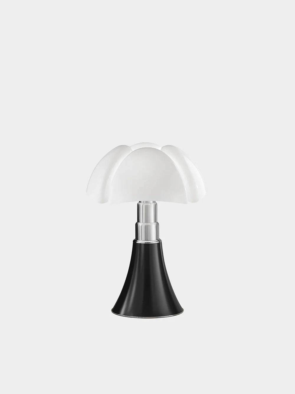 PIPISTRELLO Medium Table Lamp by Gae Aulenti for Martinelli Luce&nbsp;Black