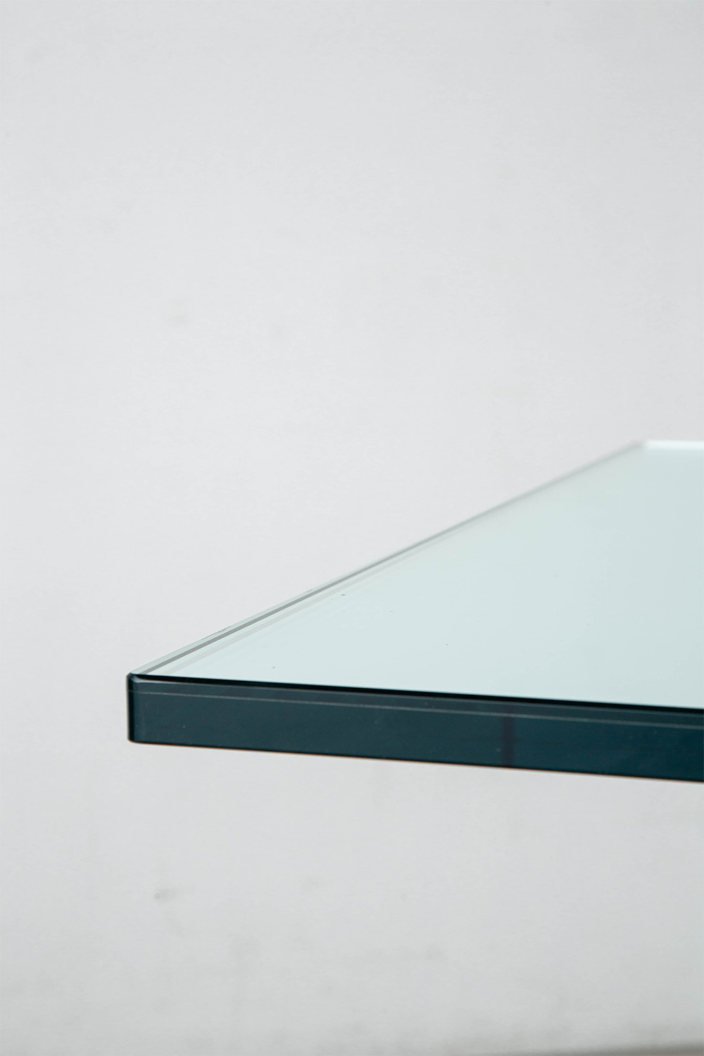 Renzo Piano,FontanaArte,TESO Glass Table,TESO,Glass Furniture,Glass,Italy,レンゾ・ピアノ,フォンタナアルテ,ガラスファニチャー,ガラス,アーキテクチャー,イタリア,France,フランス,清澄白河,Antique,Vintage,Interior Design,stoop,topso,アンティーク,ビンテージ,ヴィンテージ,家具,雑貨,インテリア,店舗什器,設計,インテリアデザイン,内装,什器,店舗設計,ギャラリー,デザイナーズ家具,ショールーム