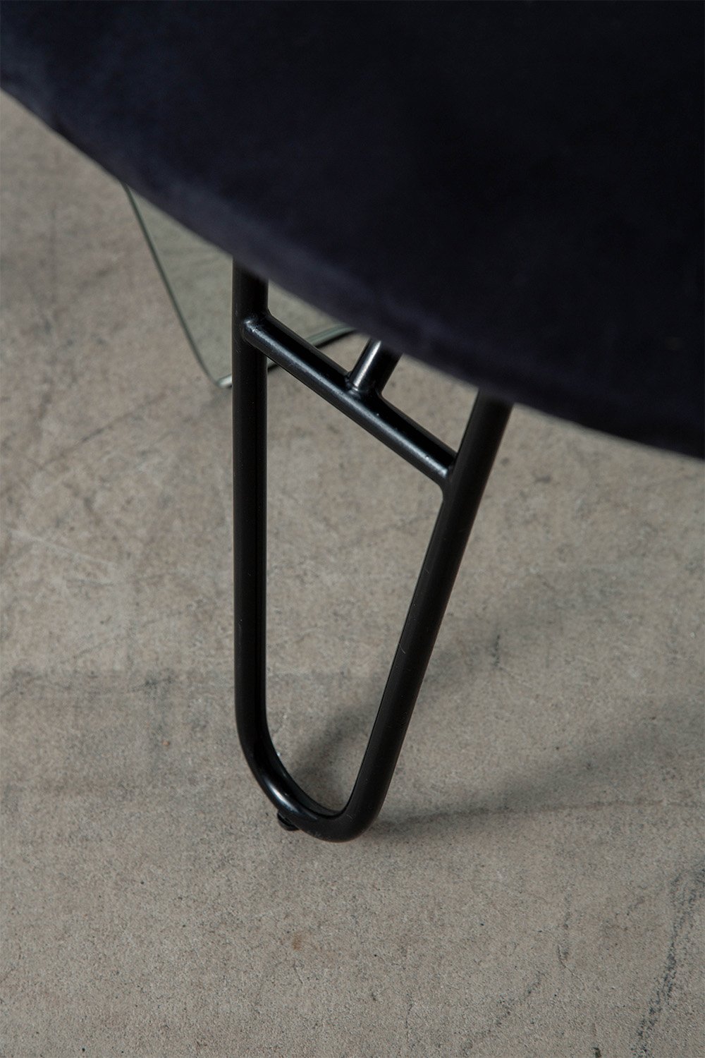 Bent Glass Chair,Glass ,Glass Furniture,ガラス,ガラスファニチャー,清澄白河,アンティークショップ,Antique,Vintage,Interior Design,アンティーク,ビンテージ,ヴィンテージ,家具,雑貨,インテリア,店舗什器,設計,インテリアデザイン,内装,什器,店舗設計,ギャラリー,ミッドセンチュリー,イタリア,ヴィンテージチェア, ,Vintage Chair,チェア