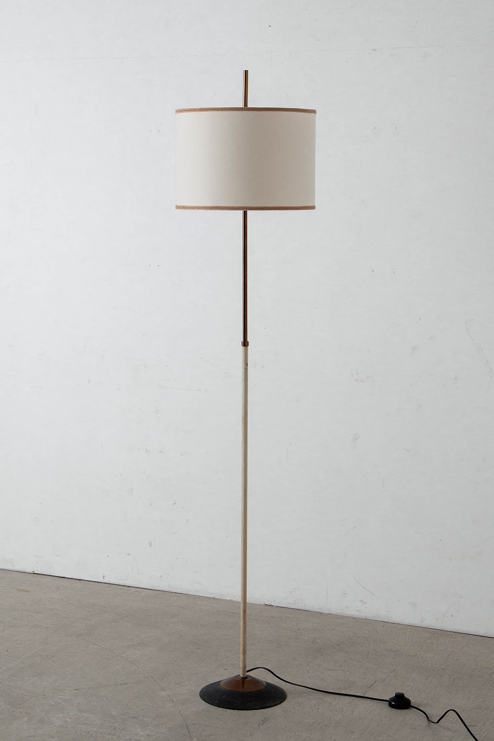 Floor Lamp,フロアランプ, STILNOVO,スティルノヴォ,Italy,イタリア,清澄白河,Antique,Vintage,Interior Design,stoop,topso,アンティーク,ビンテージ,ヴィンテージ,家具,雑貨,インテリア,店舗什器,設計,インテリアデザイン,内装,什器,店舗設計,ギャラリー,デザイナーズ家具,ショールーム
