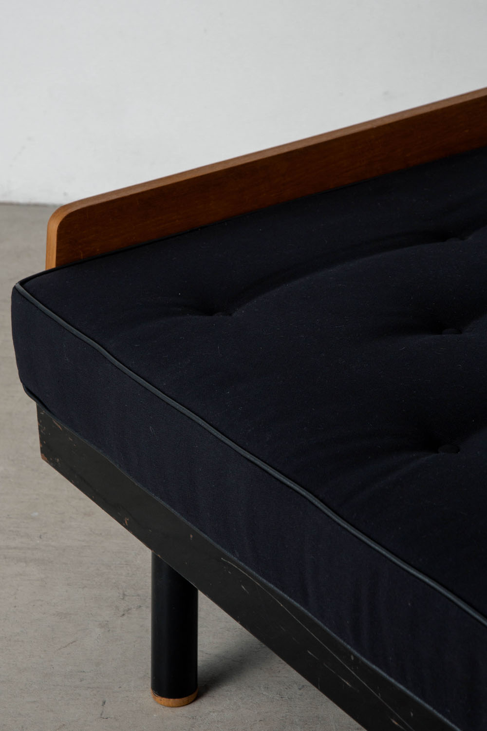 Scal Day Bed by Jean Prouvé , Charlotte Perriand in Steel and Wood