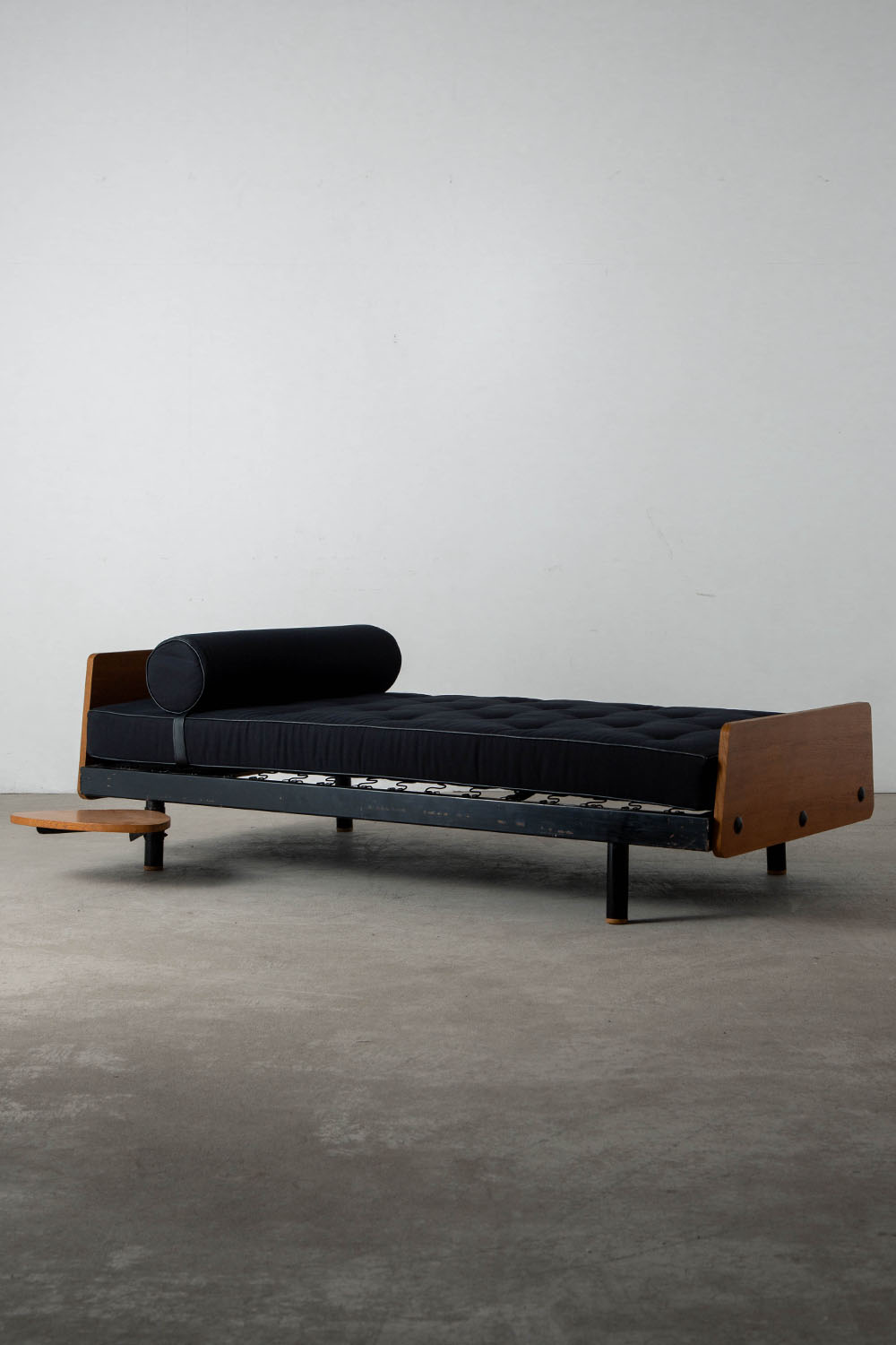 Scal Day Bed by Jean Prouvé , Charlotte Perriand in Steel and Wood